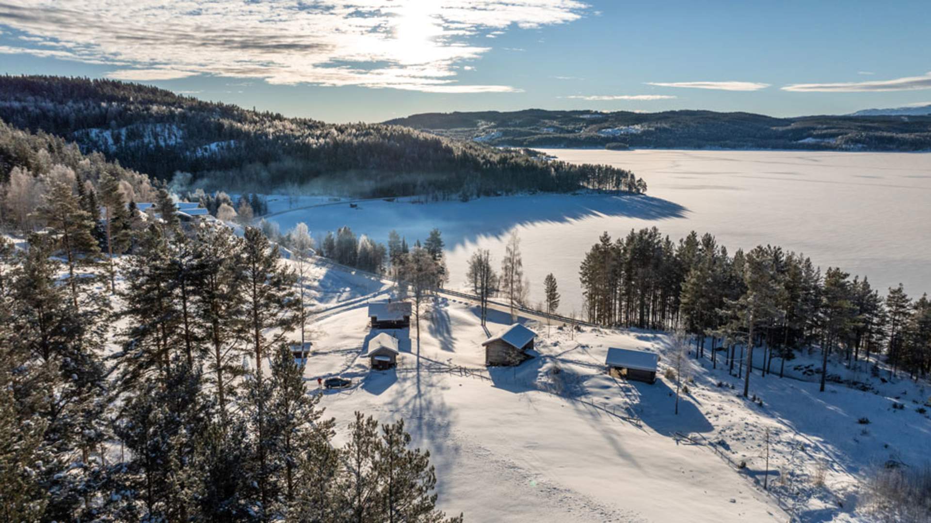 Notodden_vinter_Martin_Litwicki_droebilde-Bolkesjø-gård_1000x562