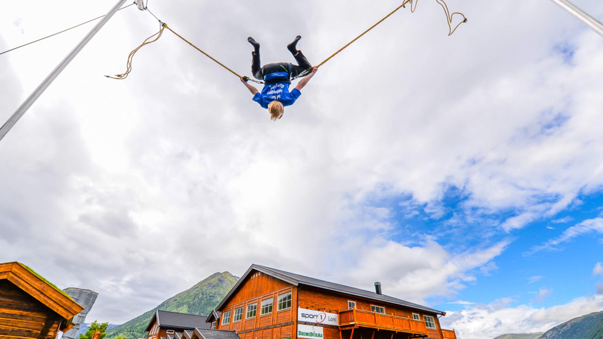Lom Aktivitetspark - Gyrotrampoline 2 - Aktiv i Lom