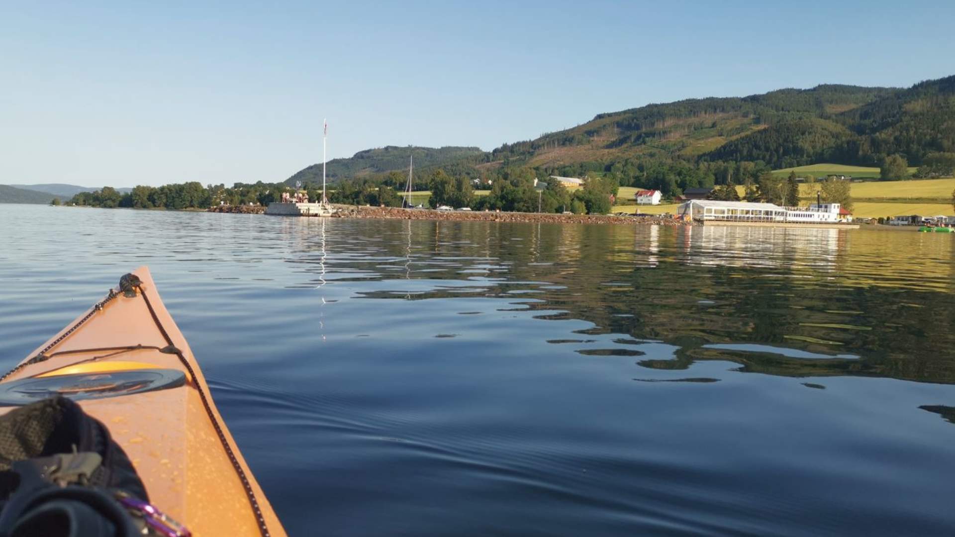 Padling ved Evjua Strandpark