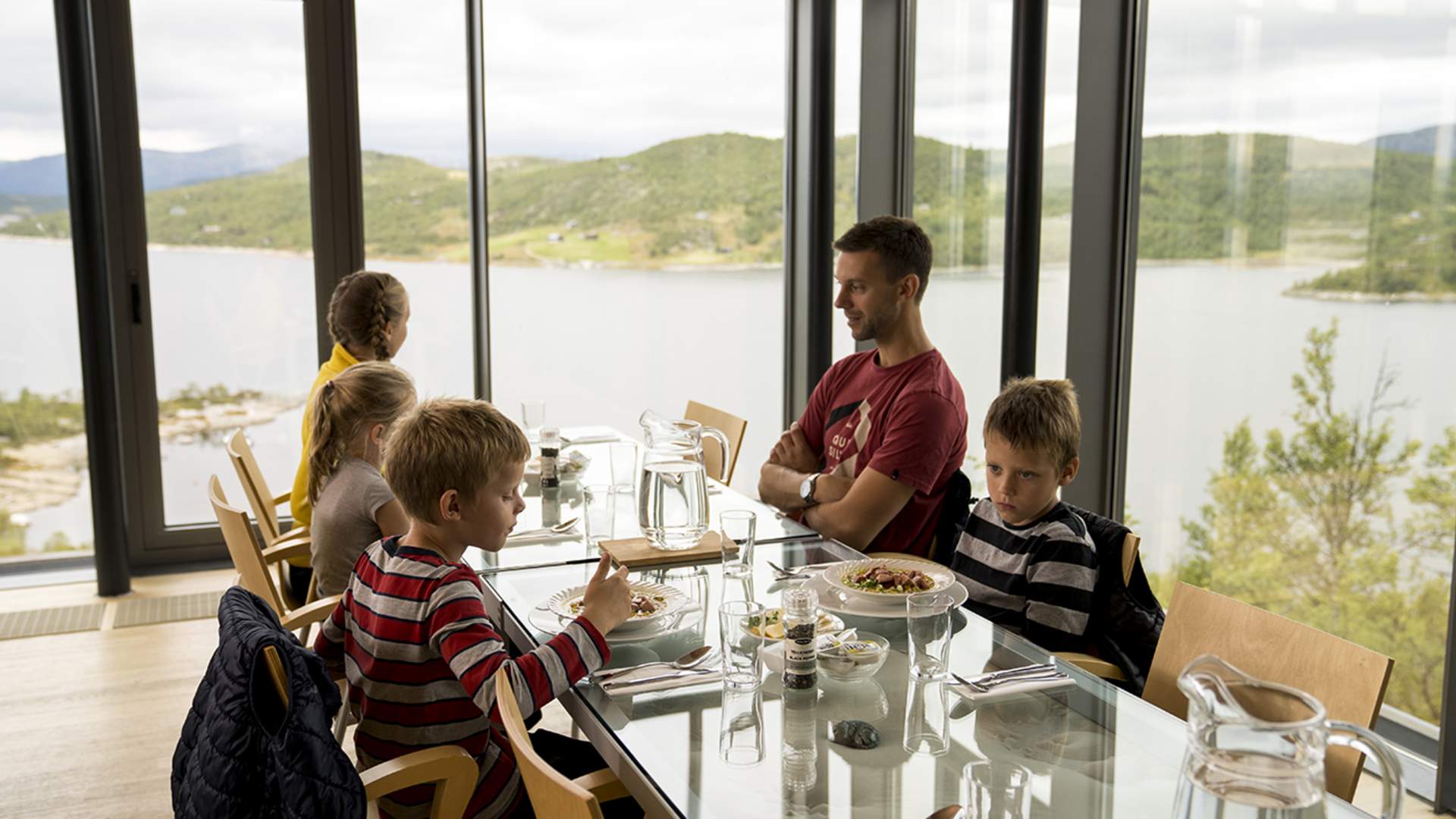 Panorama kafe på Hardangervidda nasjonalparksenter_web