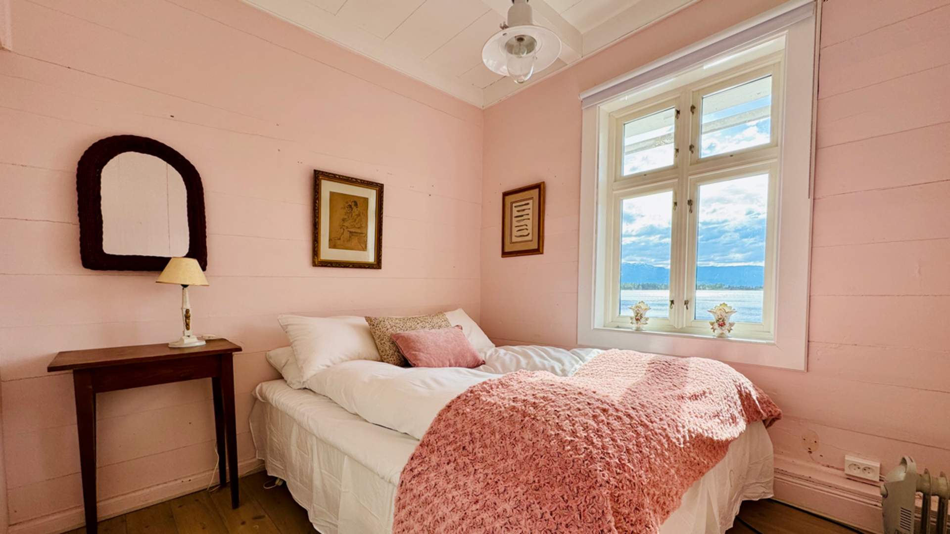Pink-Room_web
