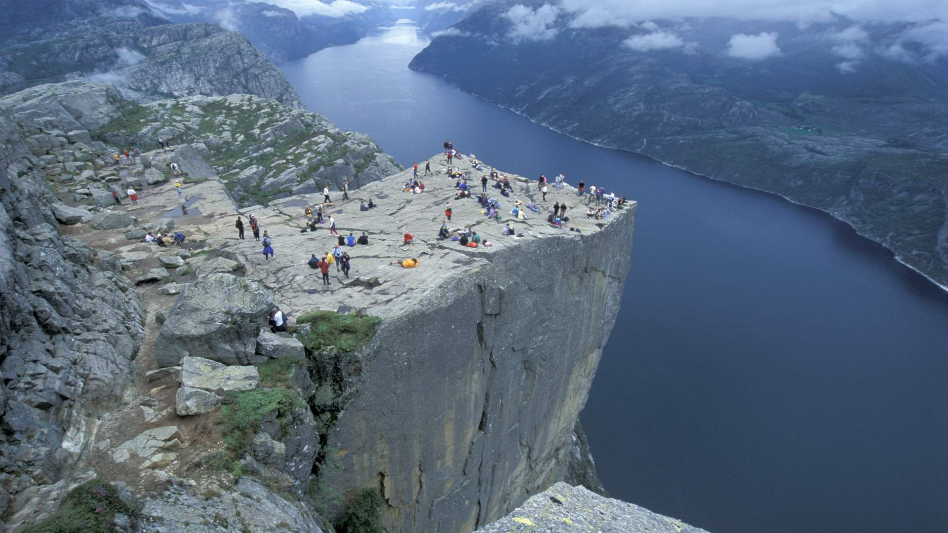 Preikestolen in Stavanger (Pulpit Rock)_
