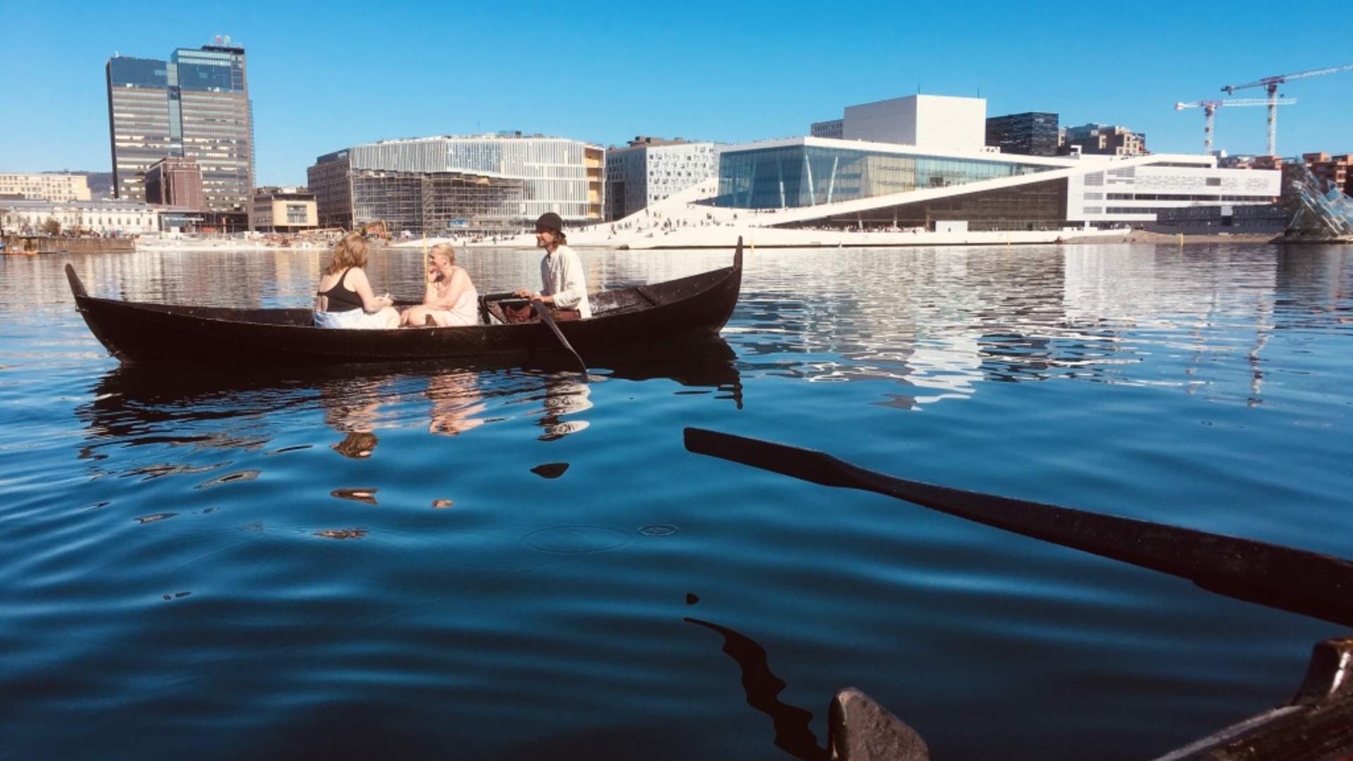 ROW-ROW-1 (c)Sisse Maria Jønsson