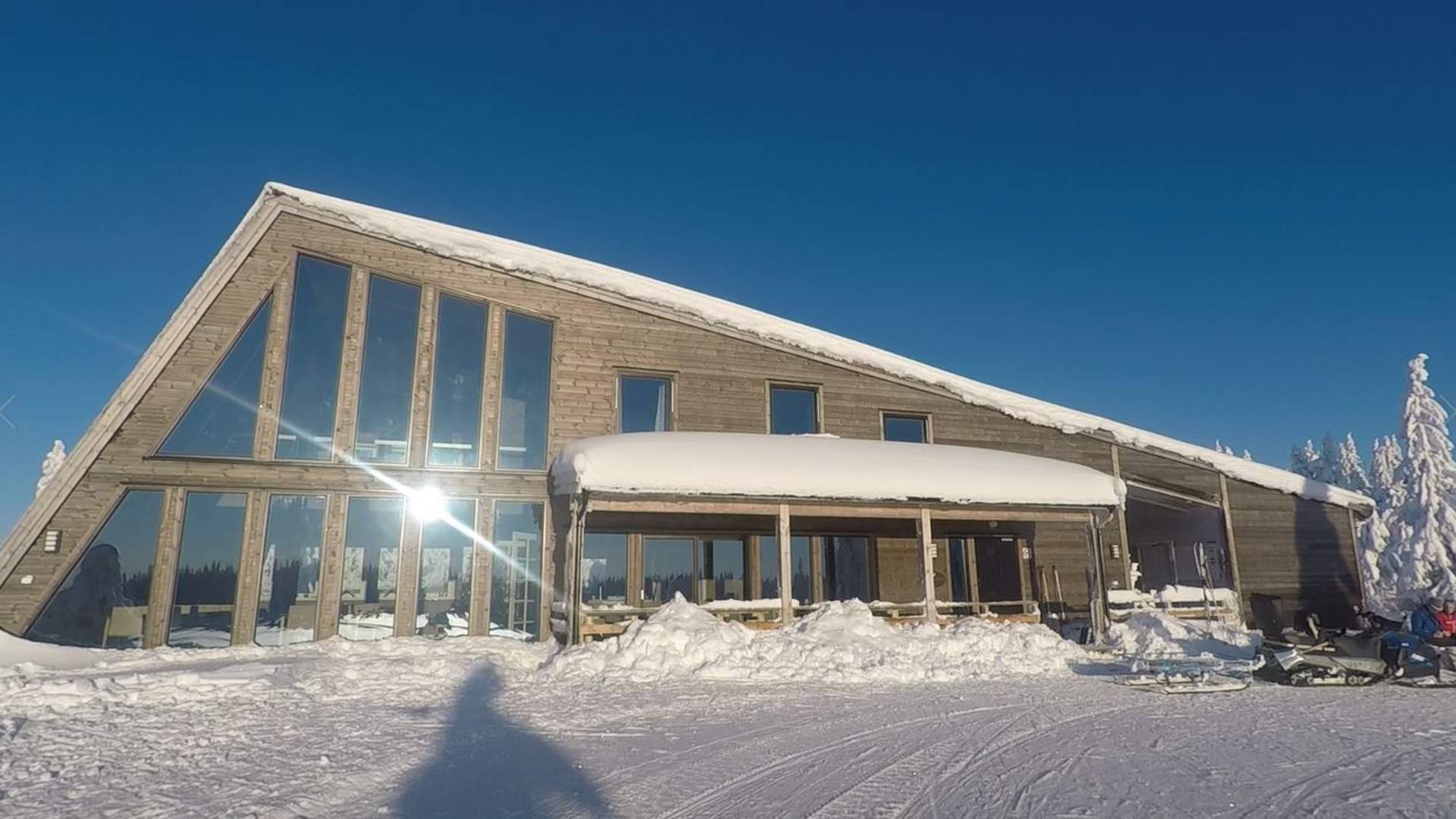 Røysteinshytta_Totenåsen_Foto_Morten_Bjaanes