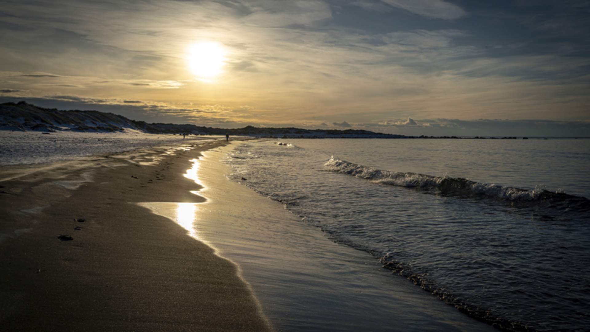 Refnesstranden Beach