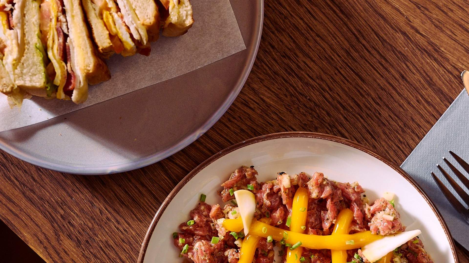 Revier - The Food One