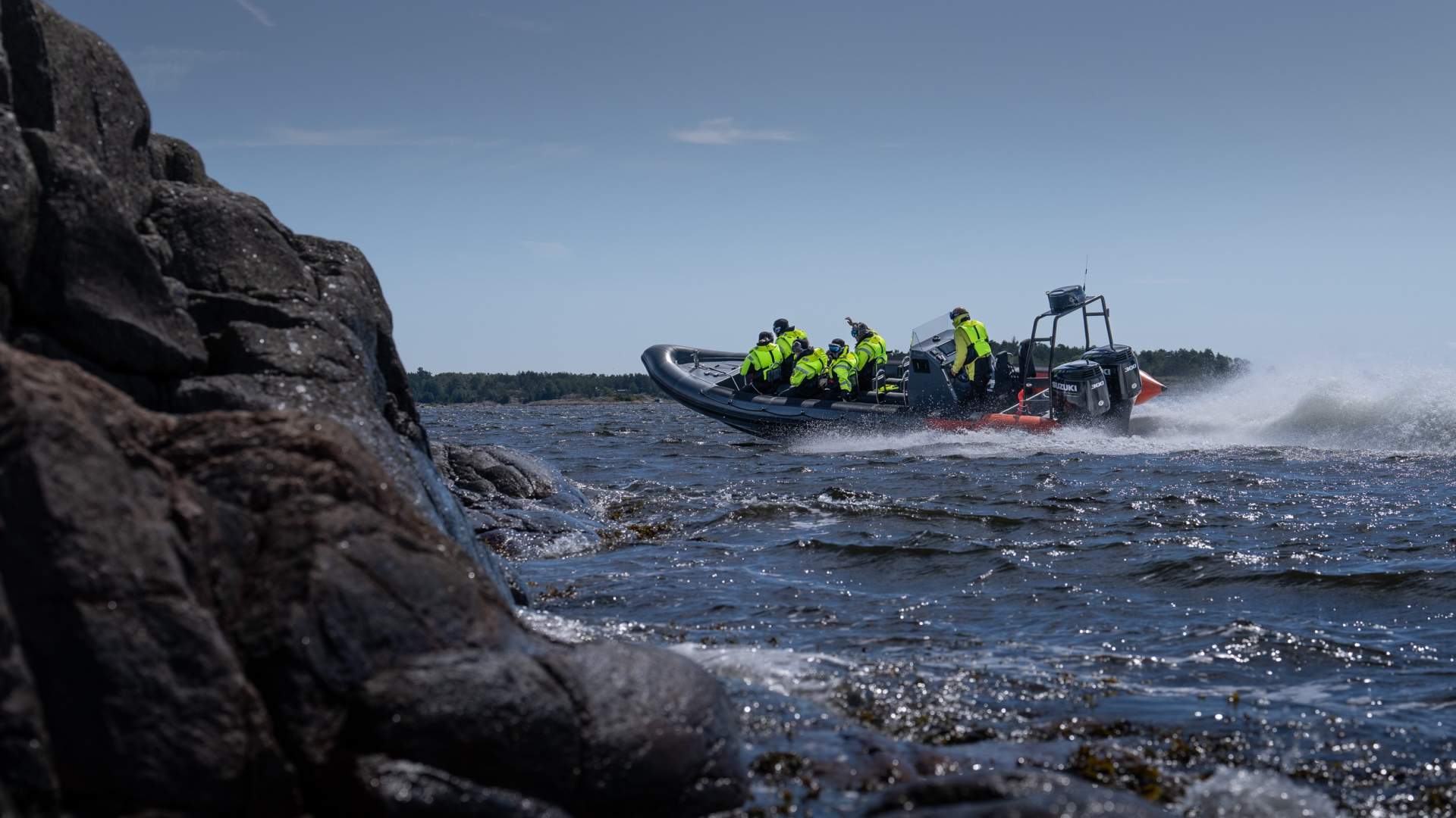 Ribwave runder skjæret_Kjetil Sommerfeldt-Simonsen
