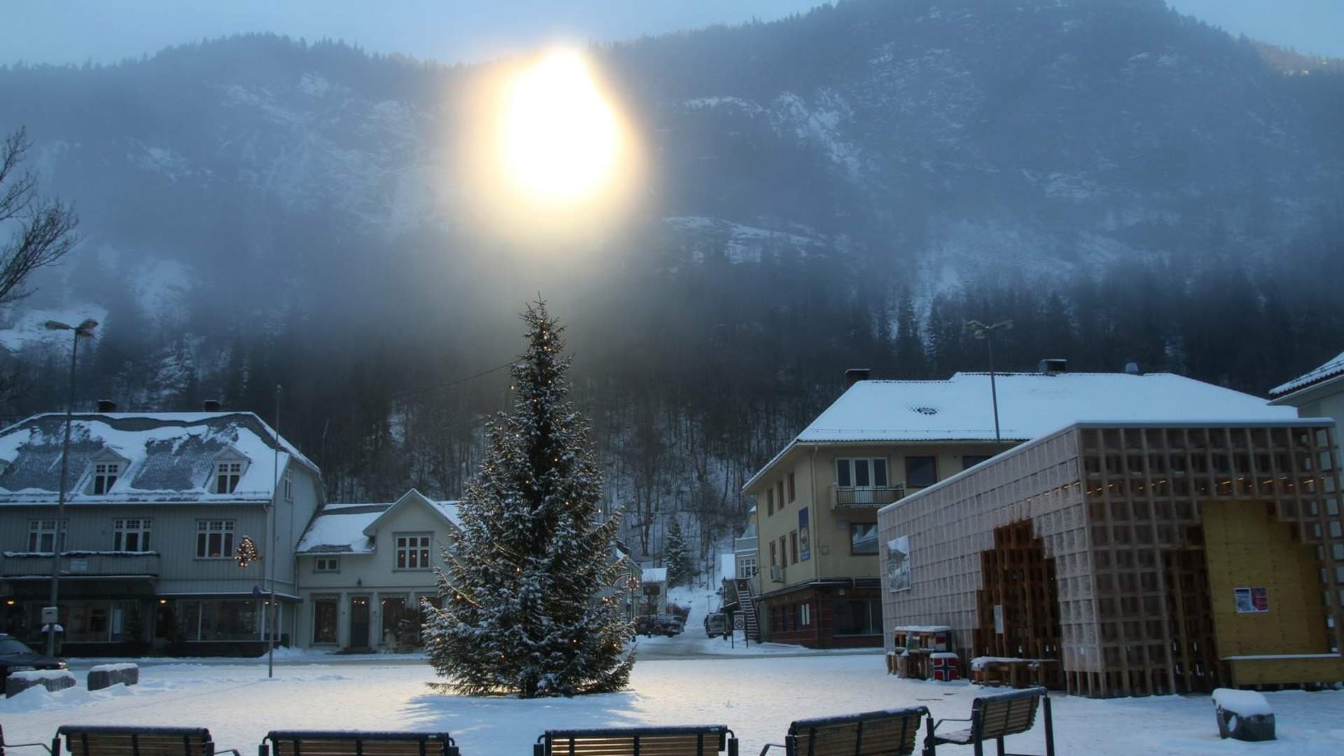 Rjukan Sun Mirror Christmas Three photo Terje Prestaarhus