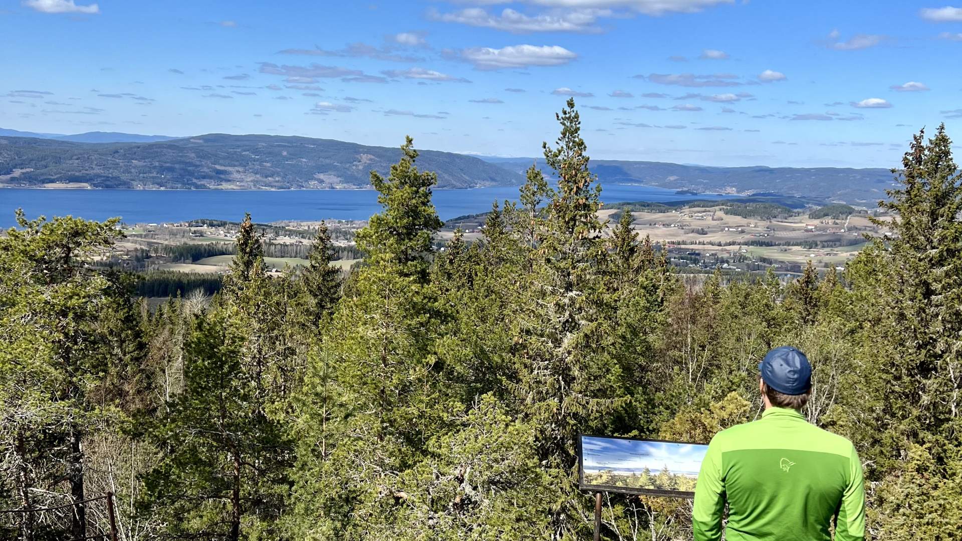 Sølvsberget fra Granavollen april 2022 Foto_Visit Øst-Norge Heidi Gran (6)