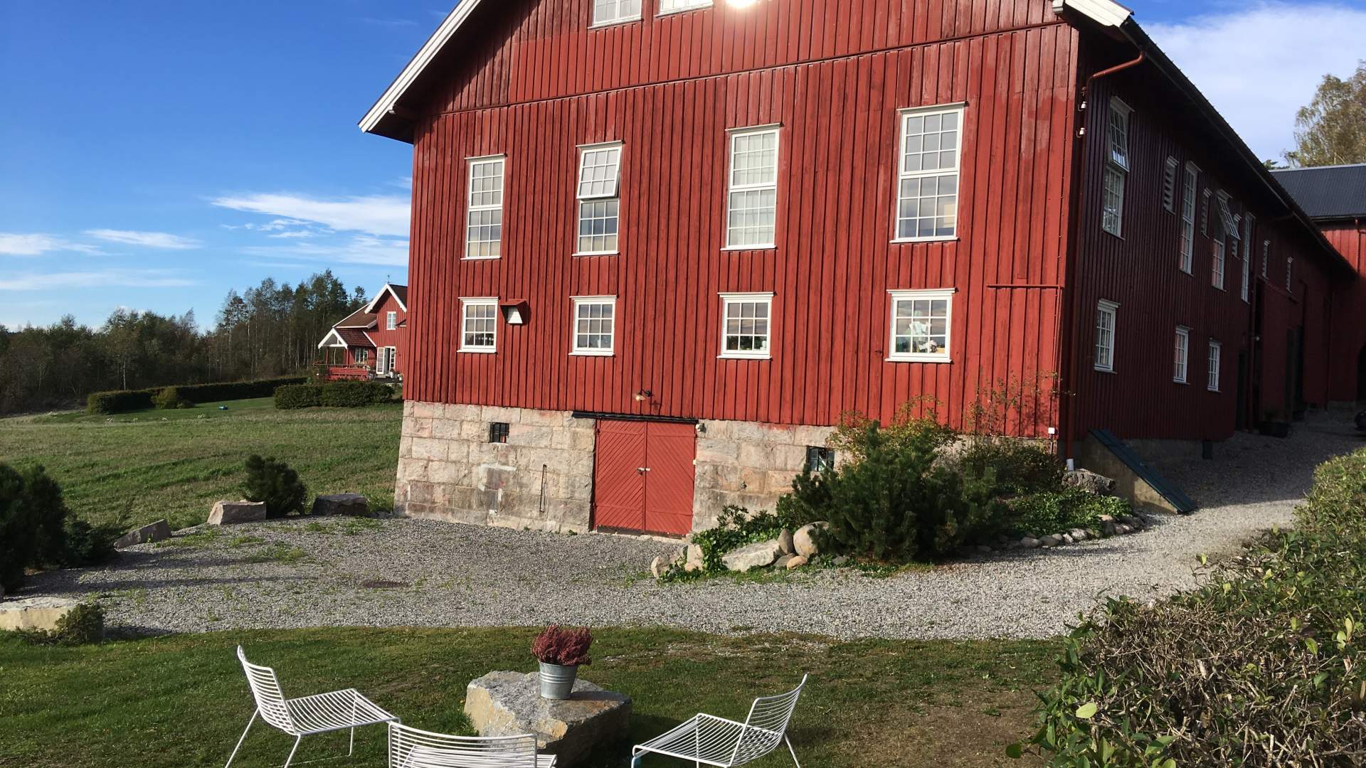Rød låve Krosser