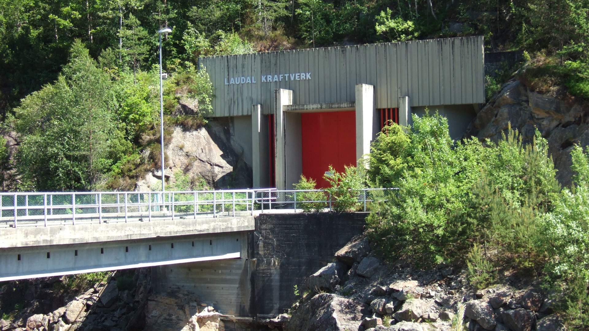 Siv Hemsett - Barnevandrerstien Etappe 4 - Laudal kraftverk