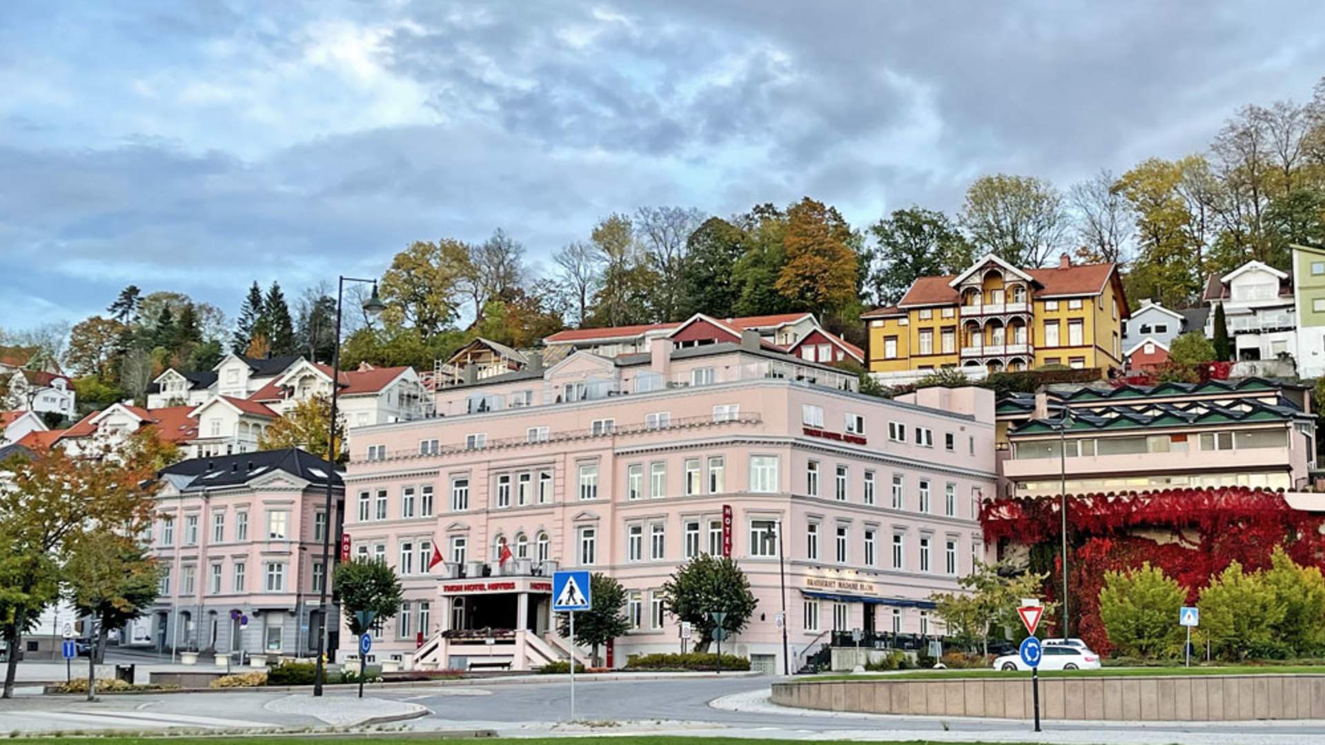 Skien_høst_Alina_Thon-Hotel-Høyers_1000x786