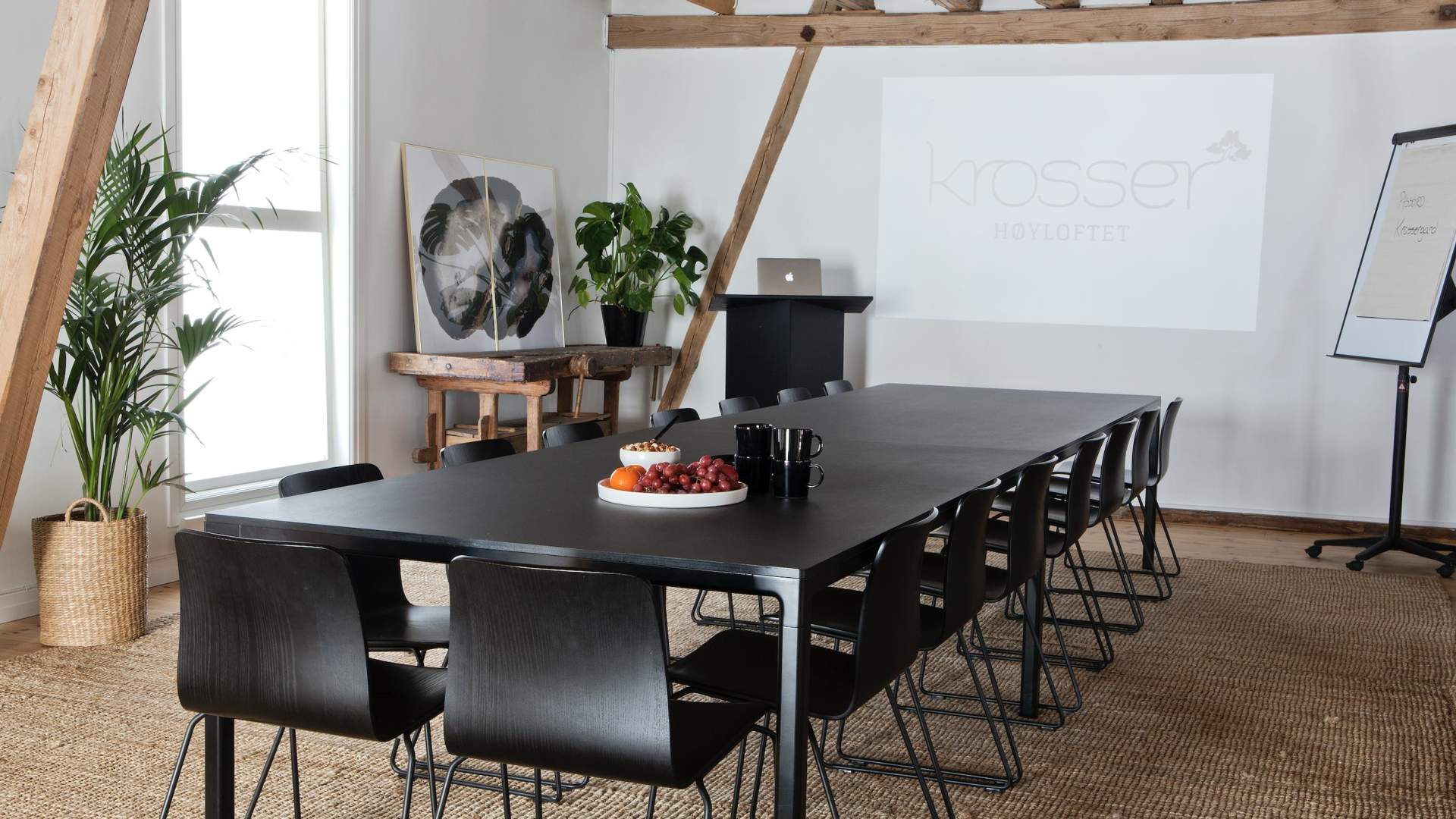 Krosser konferansebord