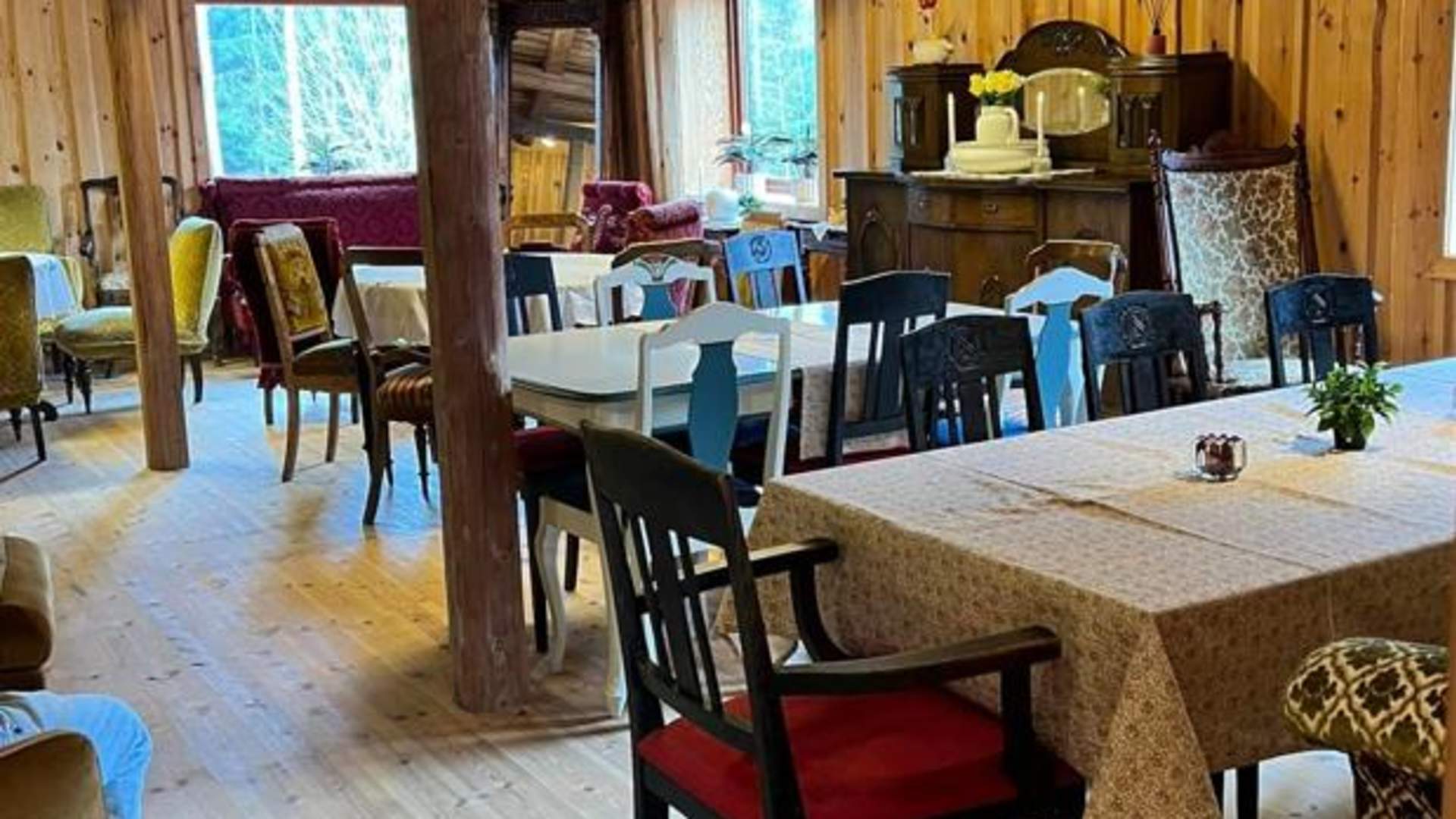 stallkafeen, hallerud gård