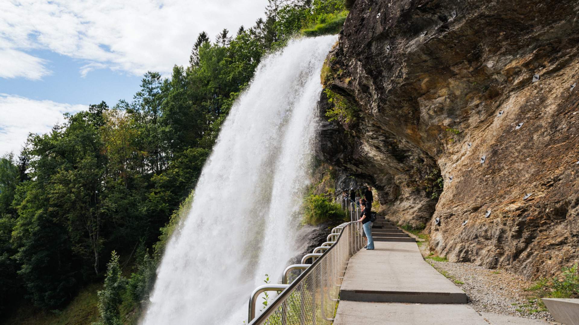Steinsdalsfossen
