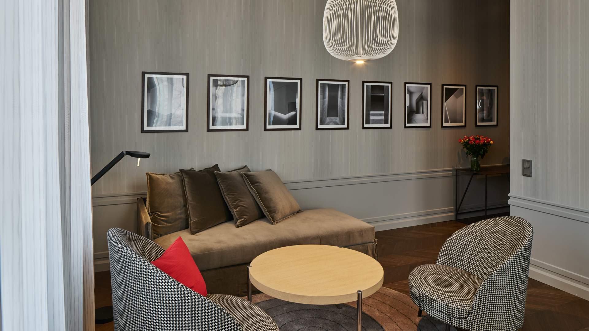 Suite 4