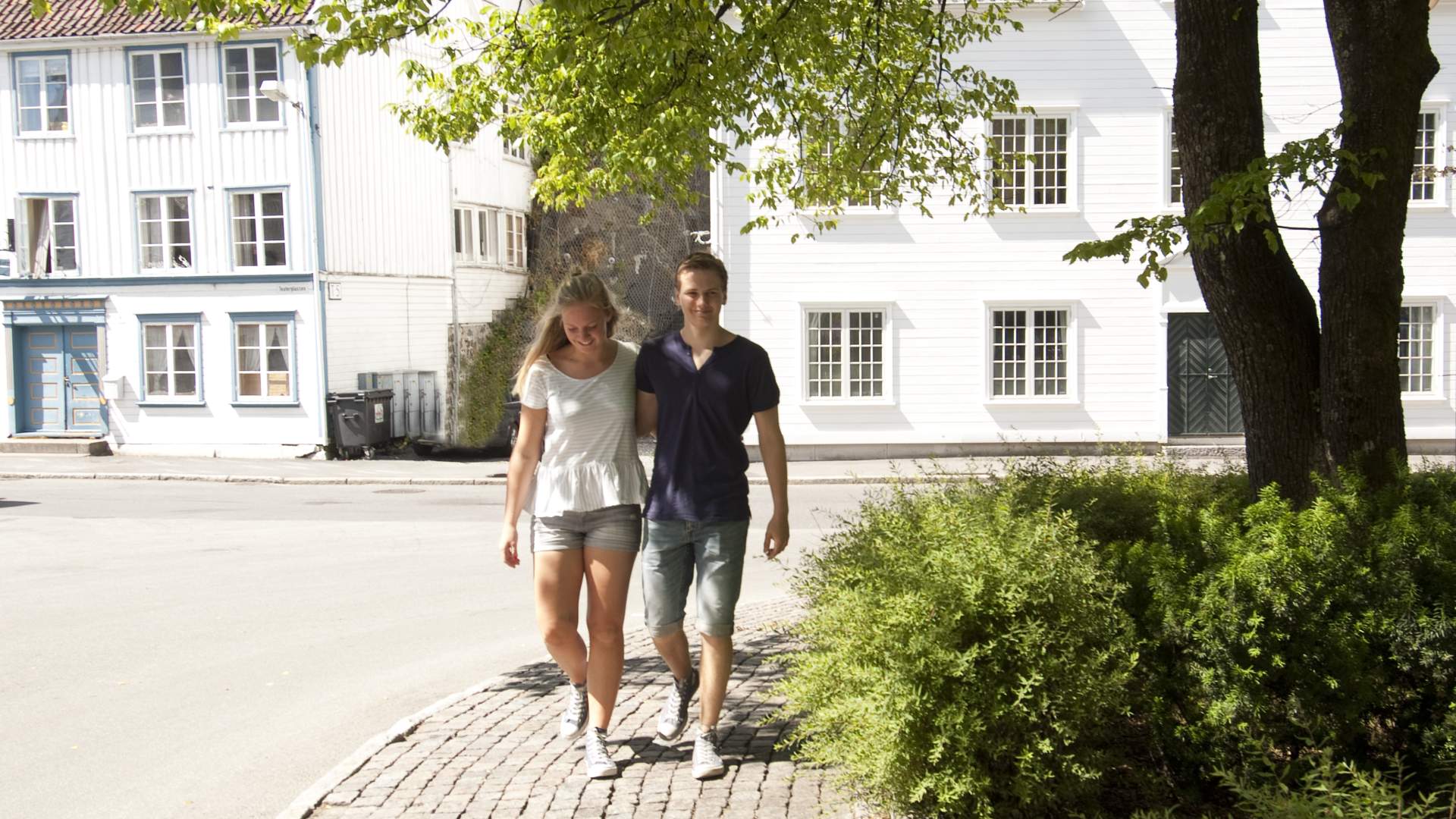 Teaterplassen, Nedre Tyholmen