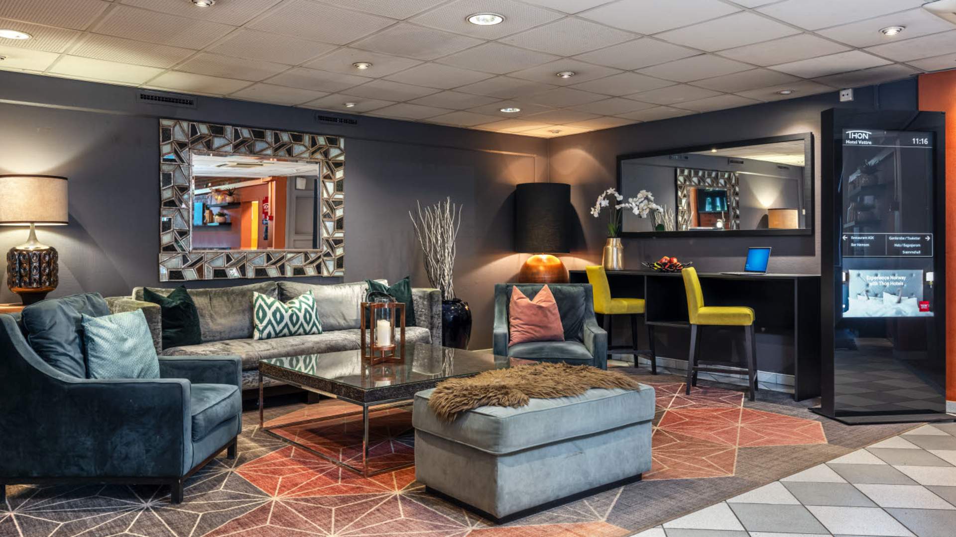 Thon-Hotel-Vettre-Lobby (1)