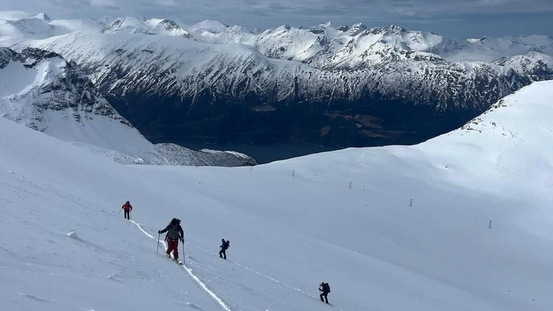 To flotte dager i majestetisk terreng. Bra turer, bra snø og bra folk. Takk for ra° dager @palros