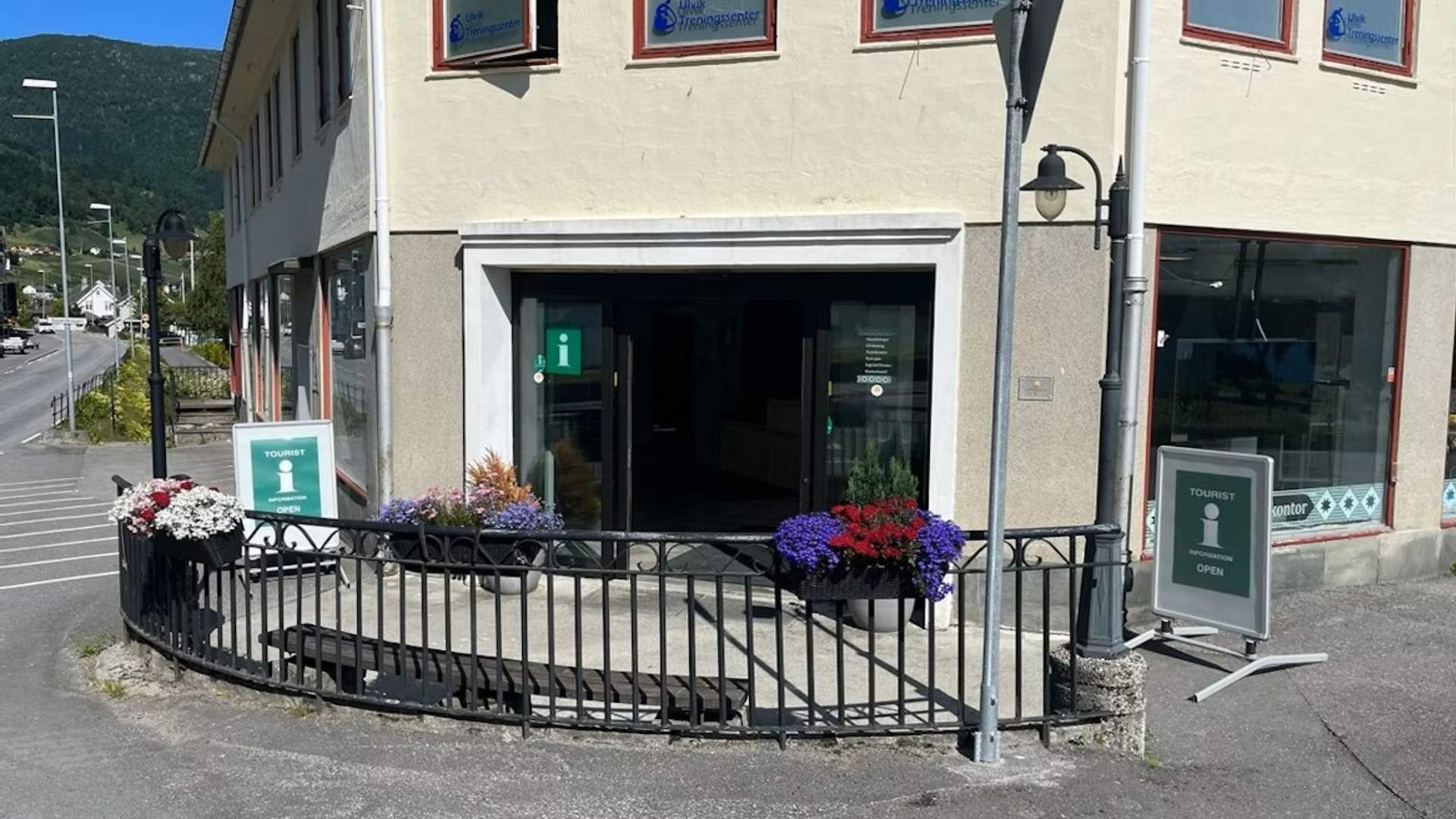 Turistontoret-inngangsparti