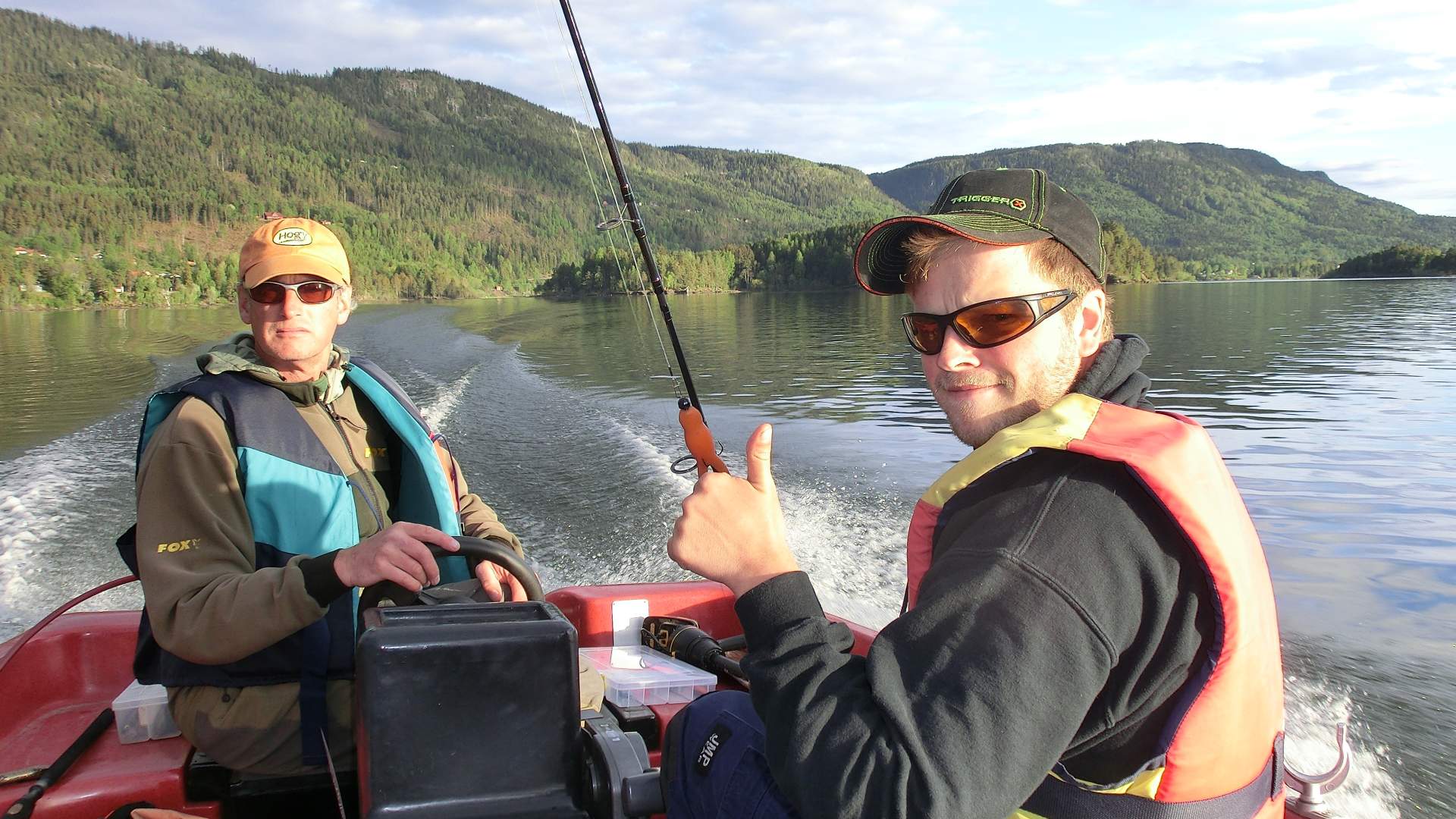 TyrifjordenSteinsfjorden Mai2015-FotoGeirSivertzenFiskelykke (5)