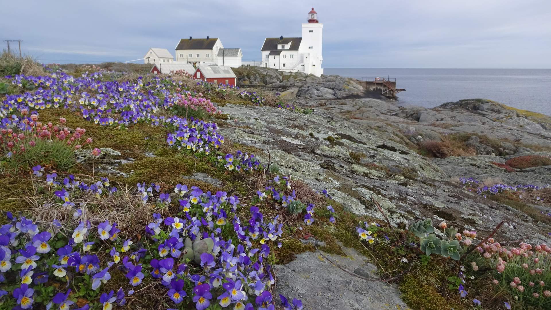 Homborsund Fyr april 2019