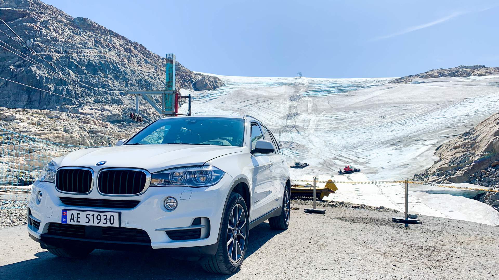 VIP transport to Folgefonna Glacier
