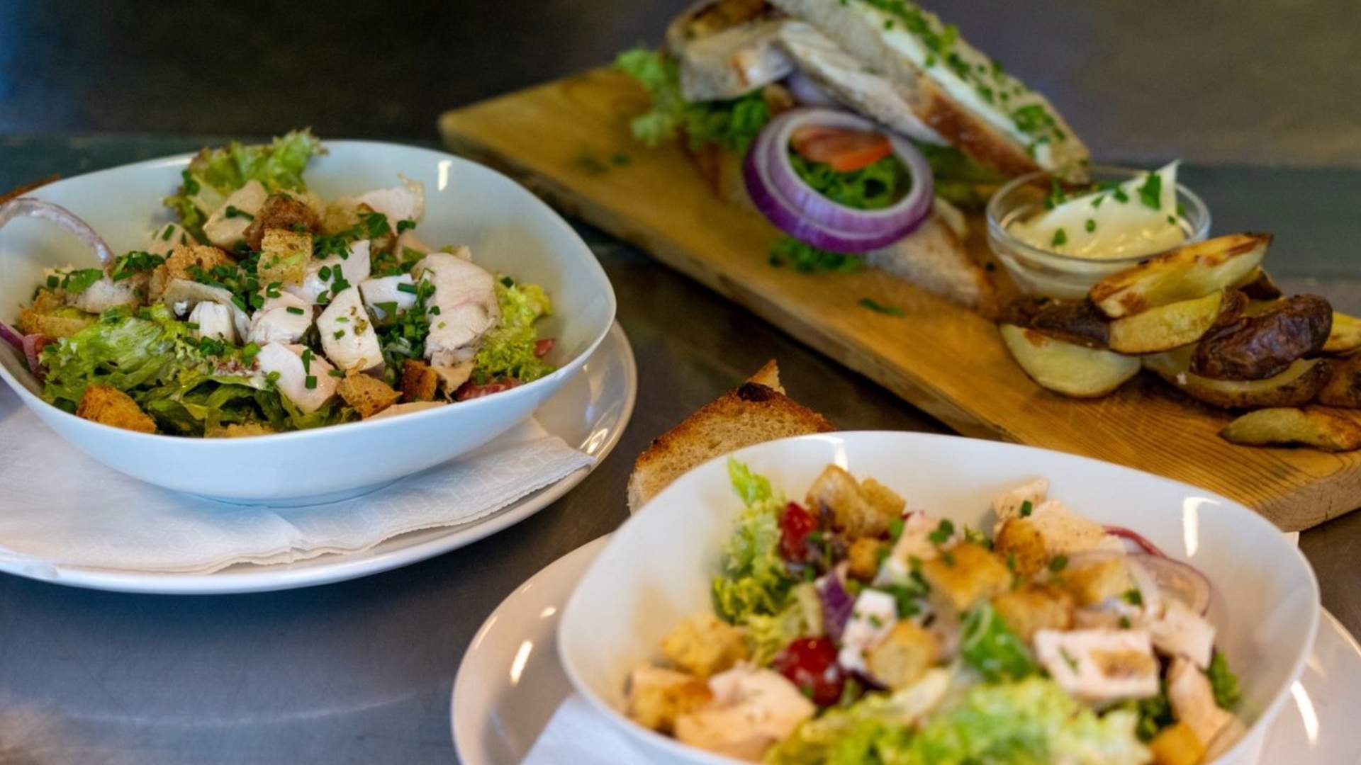 Smakfulle sommerretter i Evjua Strandpark