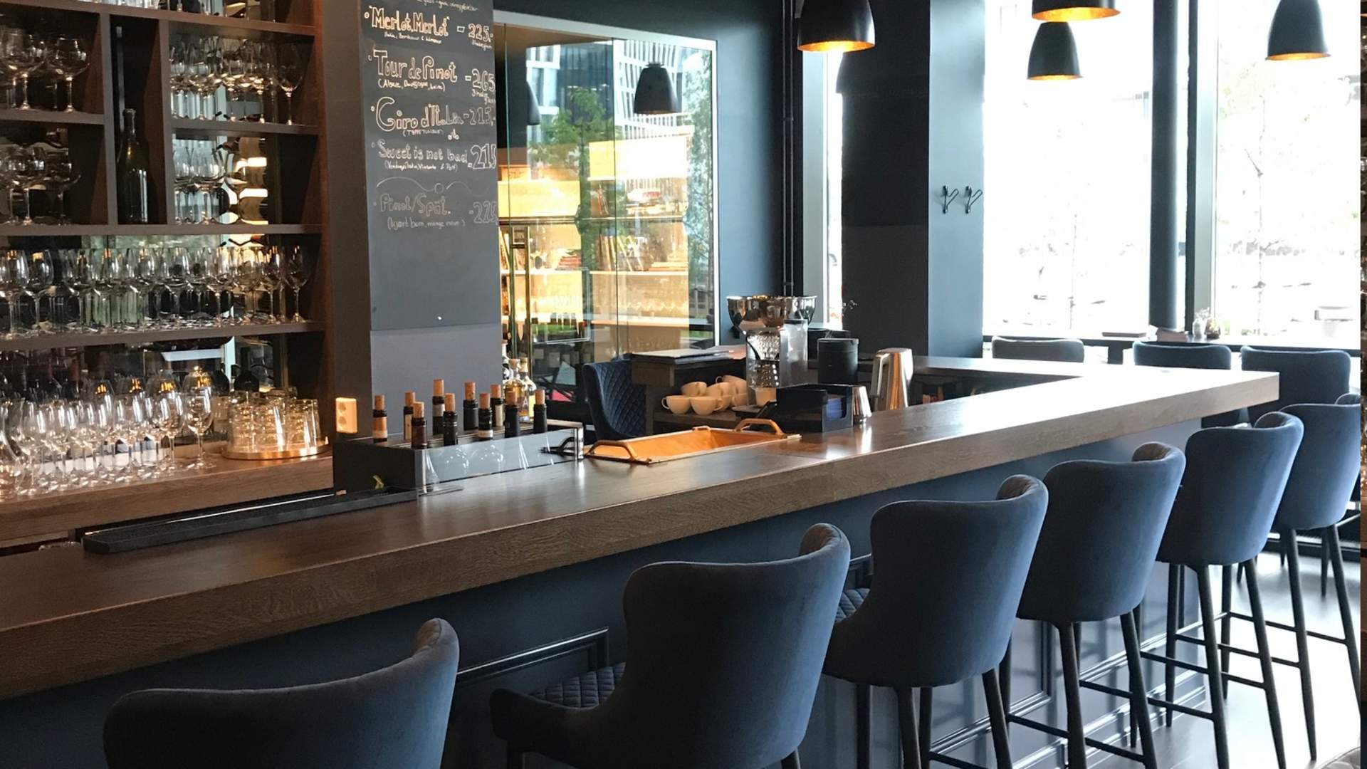 Vin-Bjørvika_bar (c)Jørn Damkjær