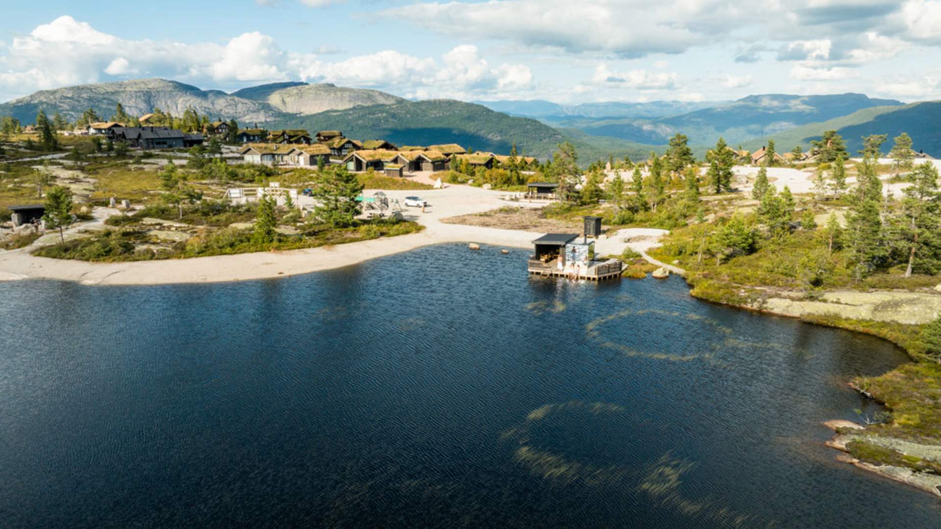 Vrådal_sommer_Kjetil-Kalis_panorama-badstue_1100x733
