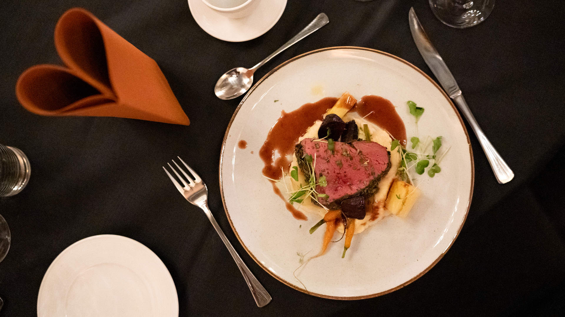 WEB_2022_11_03_Seriøstfirma_QualityHotelStrandGjøvik_foto_HansHaug_DSC03115