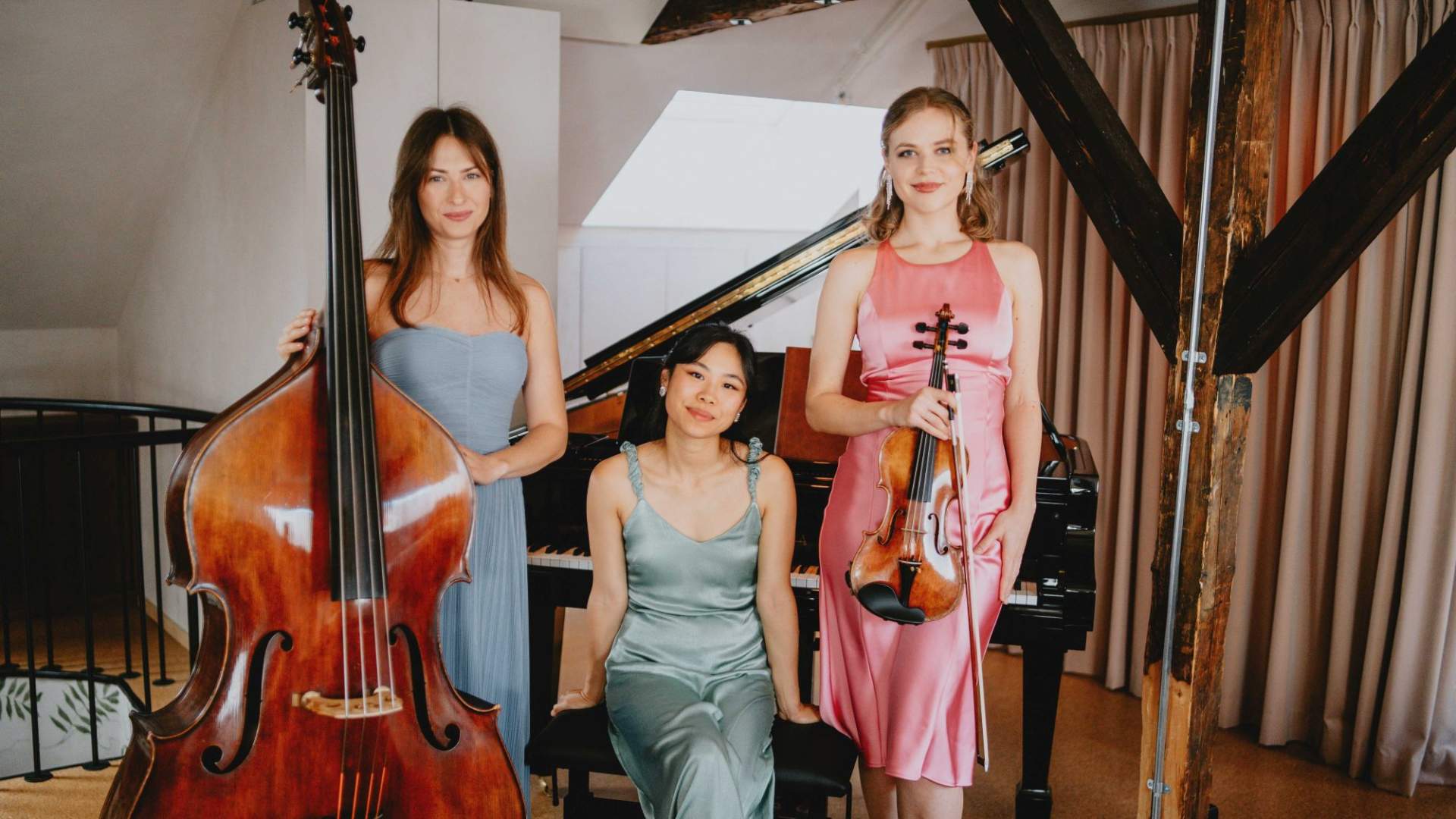 Romslo Entertainment 4