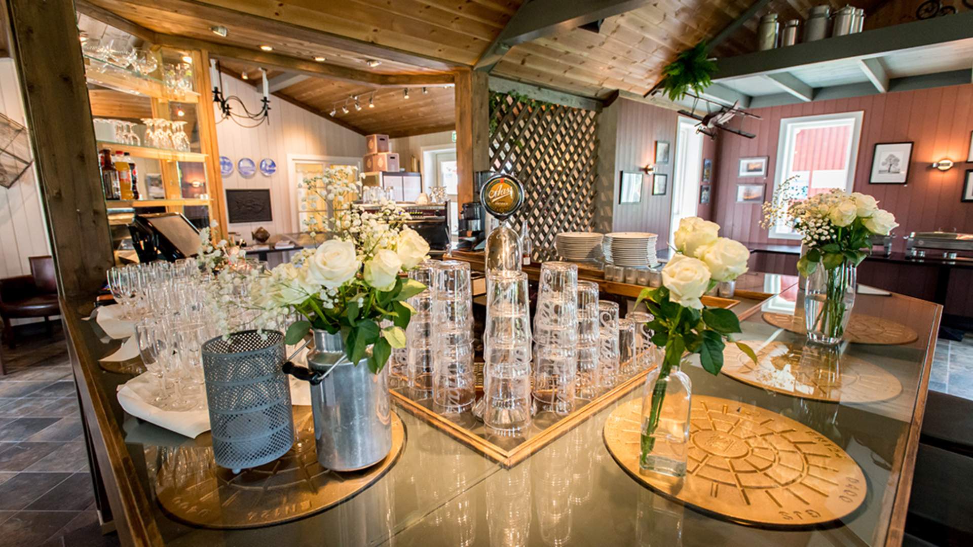 bar