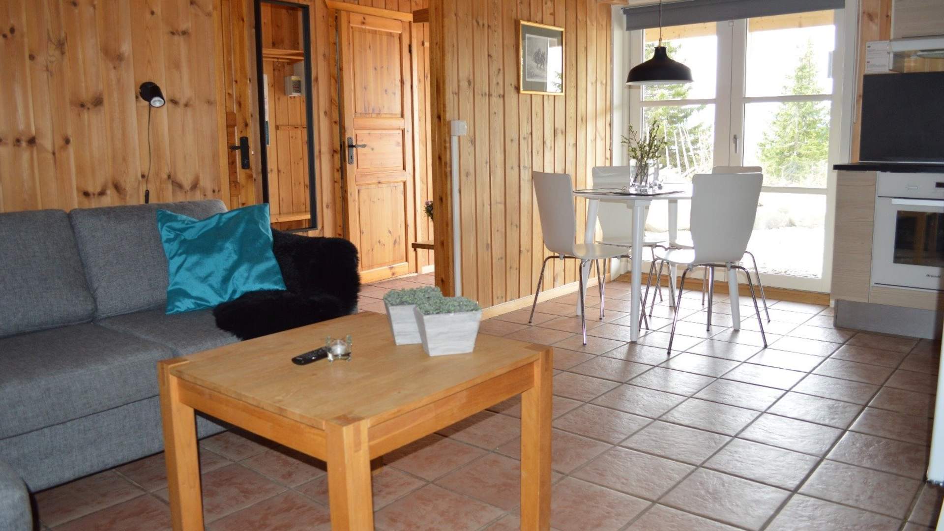 ded75887-8ccc-4edd-8156-0b54e2d217fe