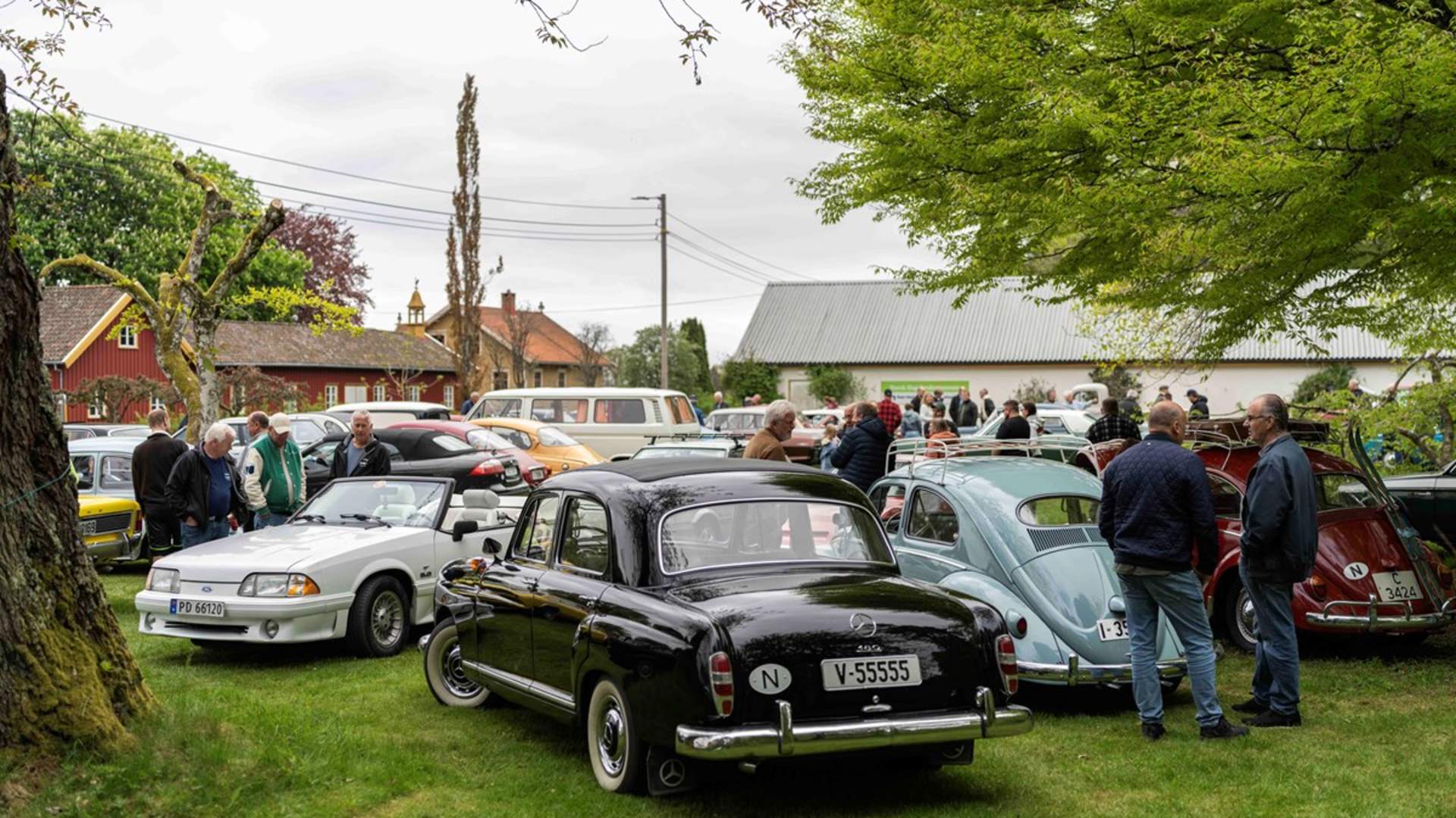 Veteranbilvårslipp på Hagebruksmuseet