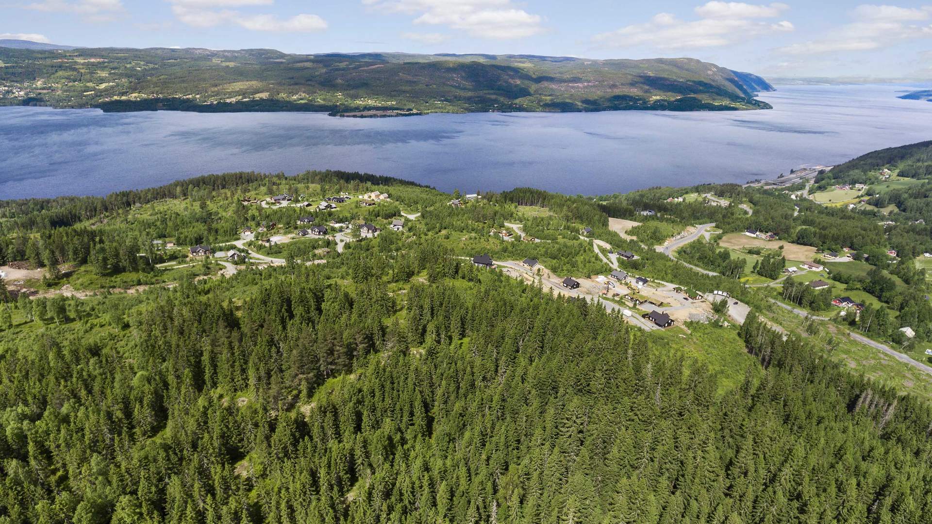 Mjøsli utsikt dronefoto