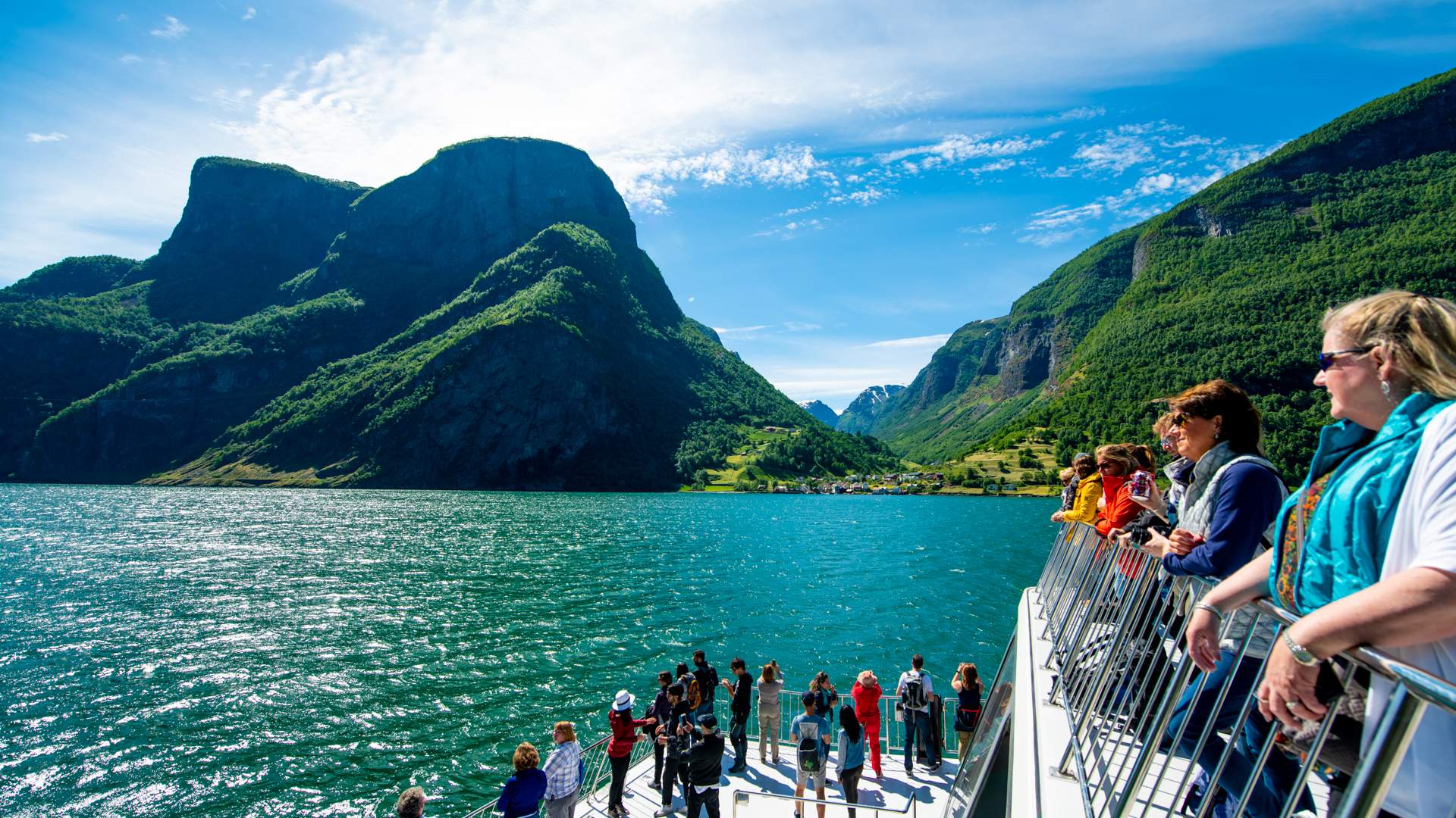 kred sverrehjornevik.com_Flåm AS