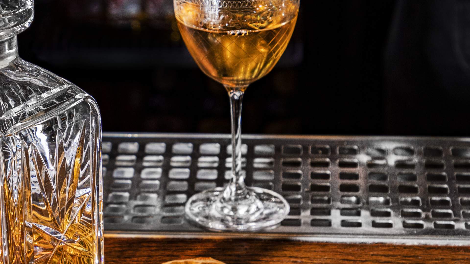 Last Monkey Cocktail bar