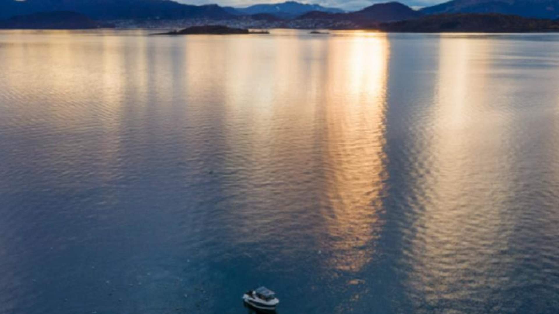 midnightsunfjord