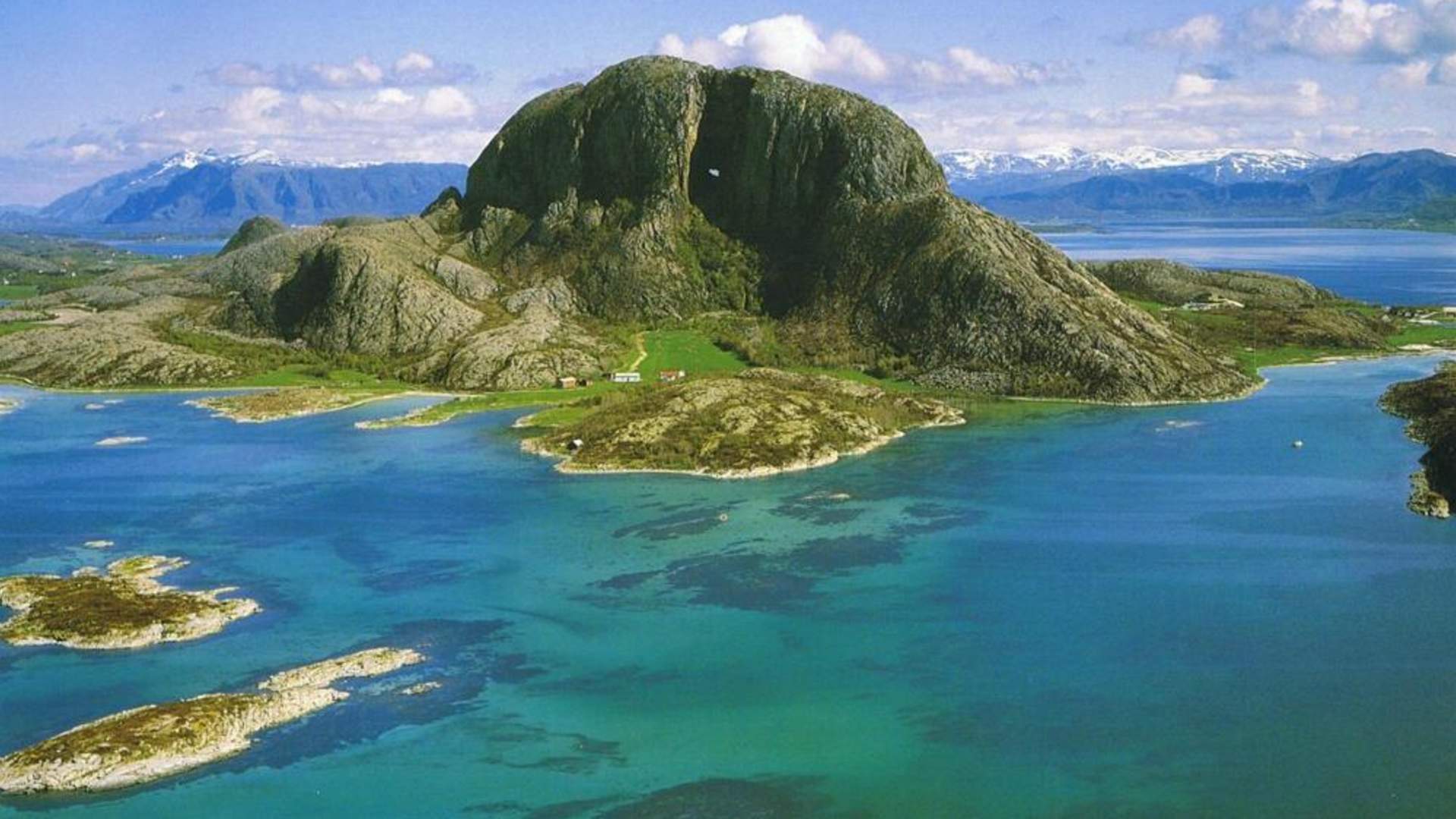 Torghatten