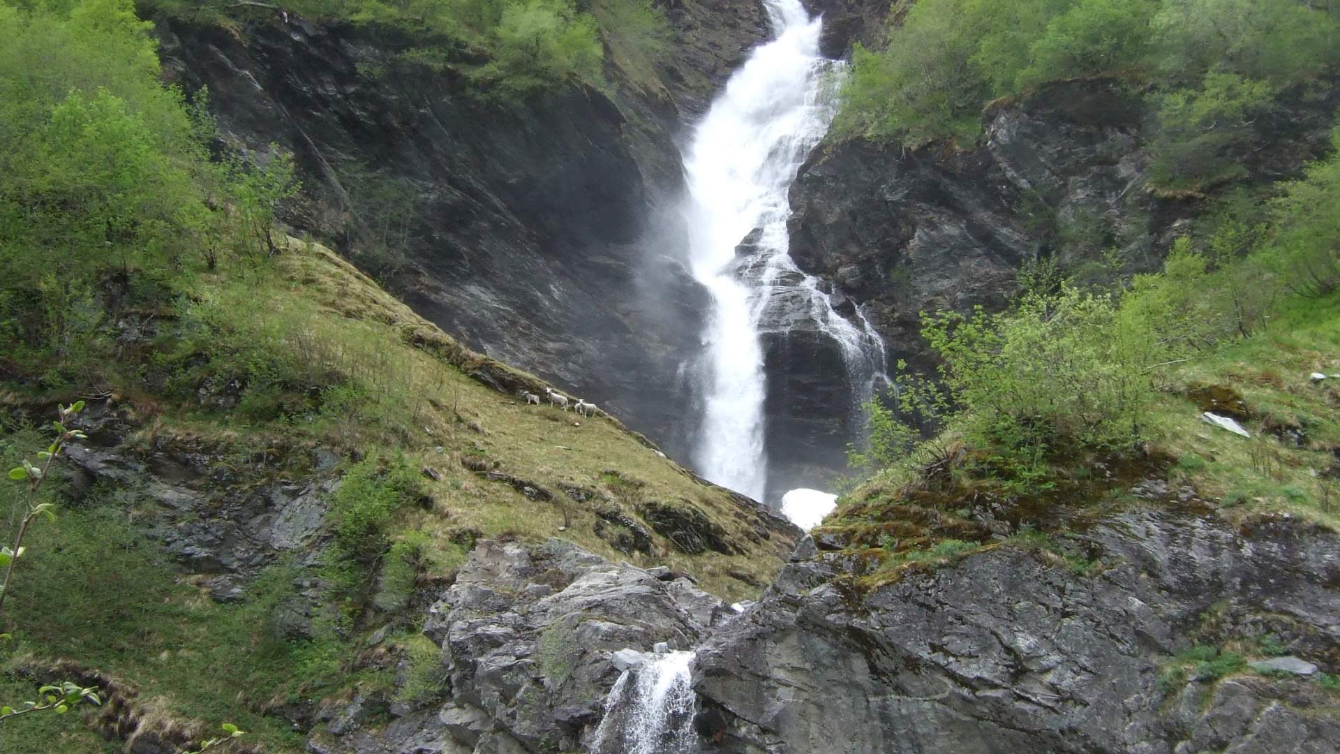 tur 14 bilde 2 Osa Nordalen fossen 3