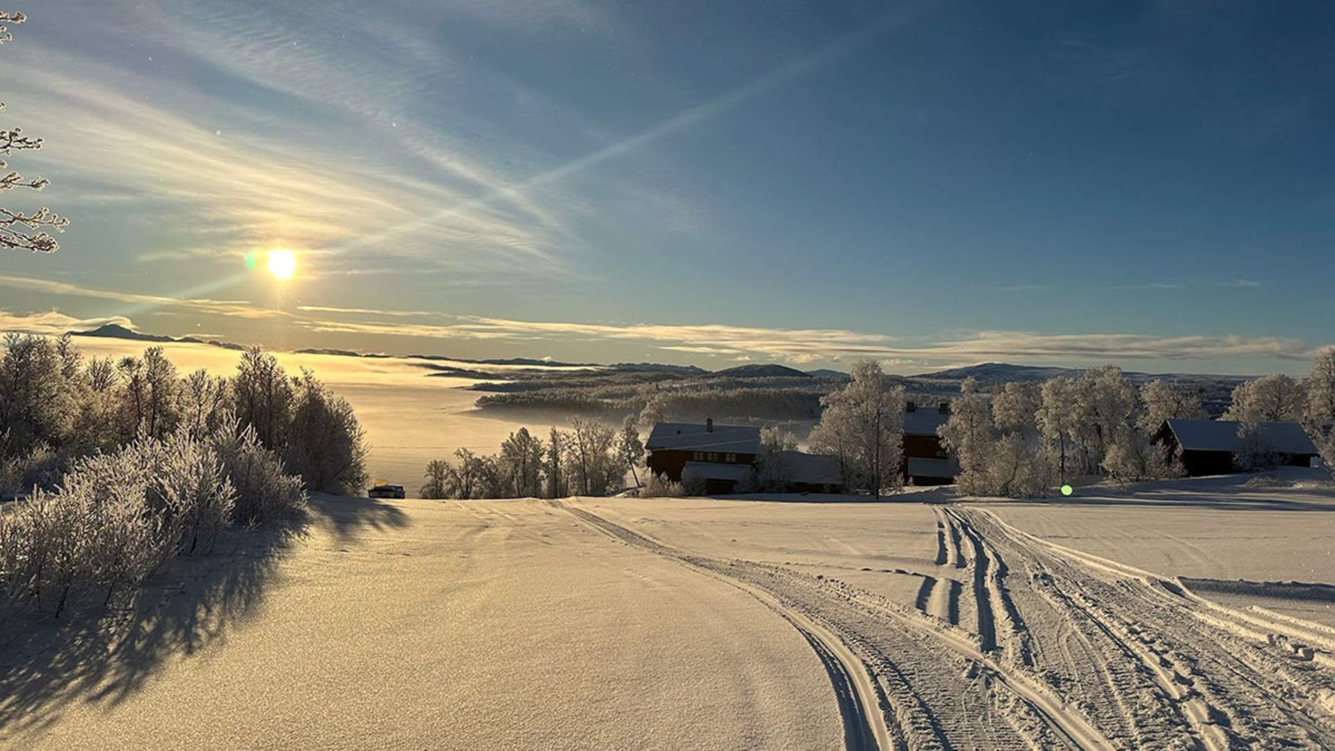vinter på Møsstron Turisthytte