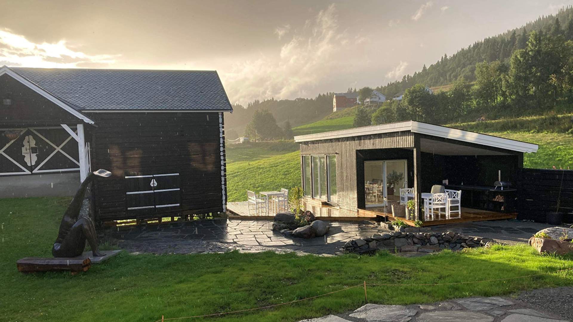 web_Eker gård