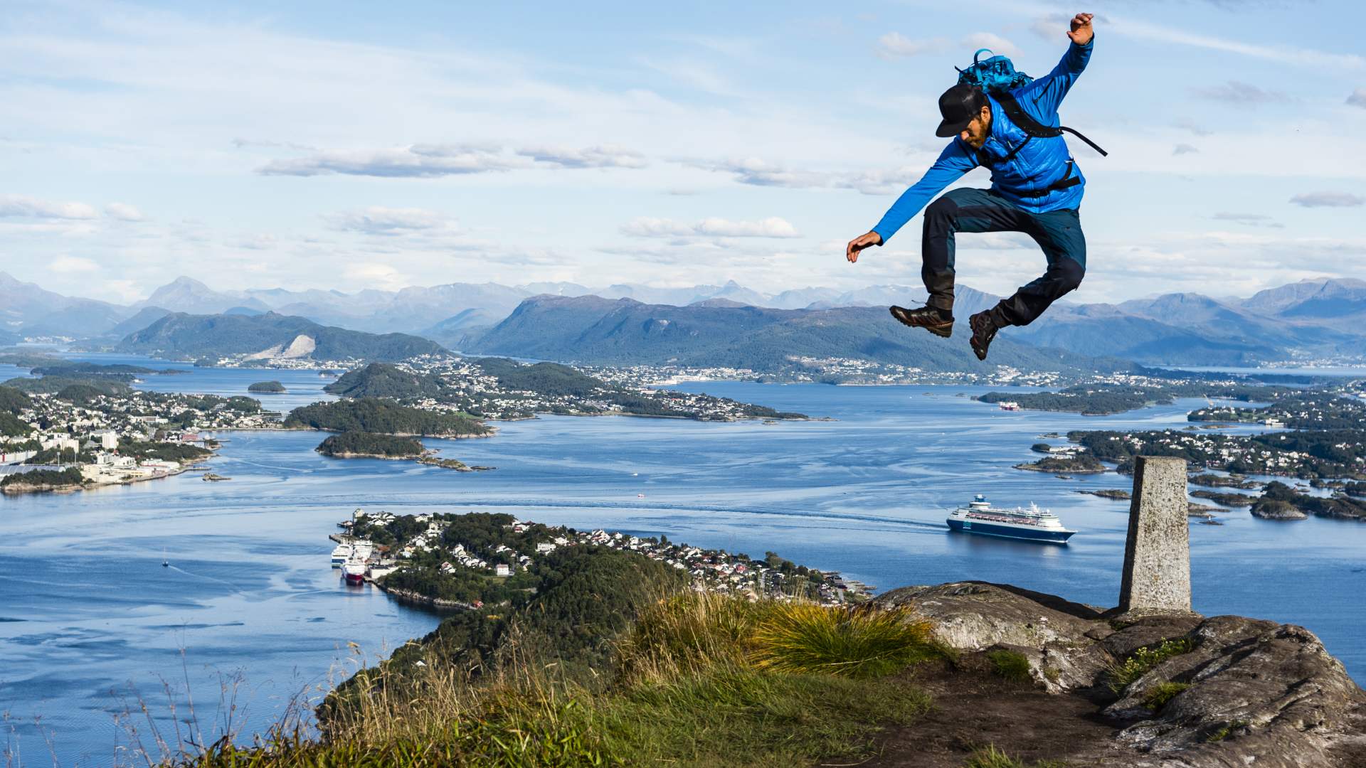 El-sykkel og fjelltur i Ålesund