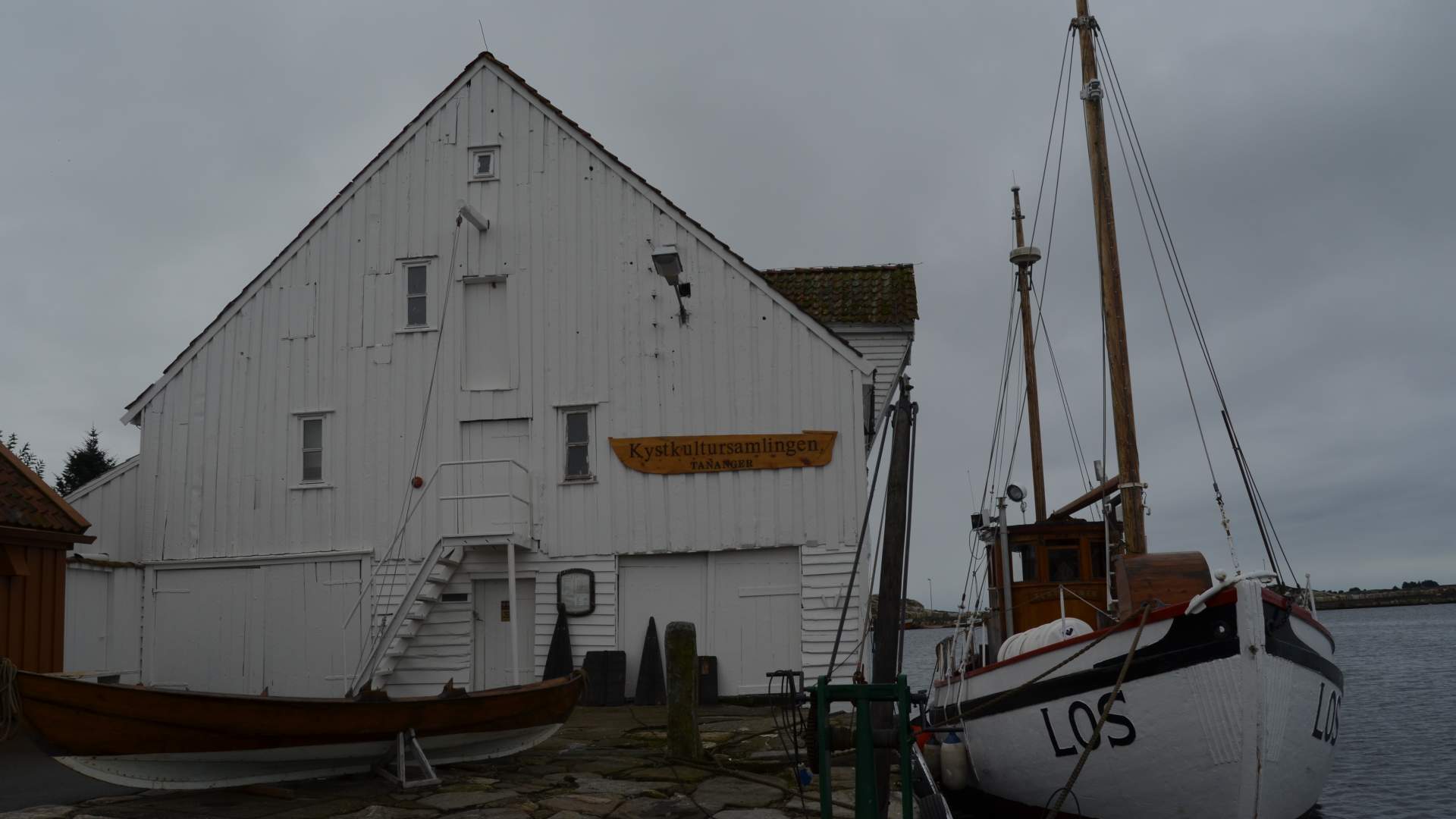 Walk along Tananger's harbour