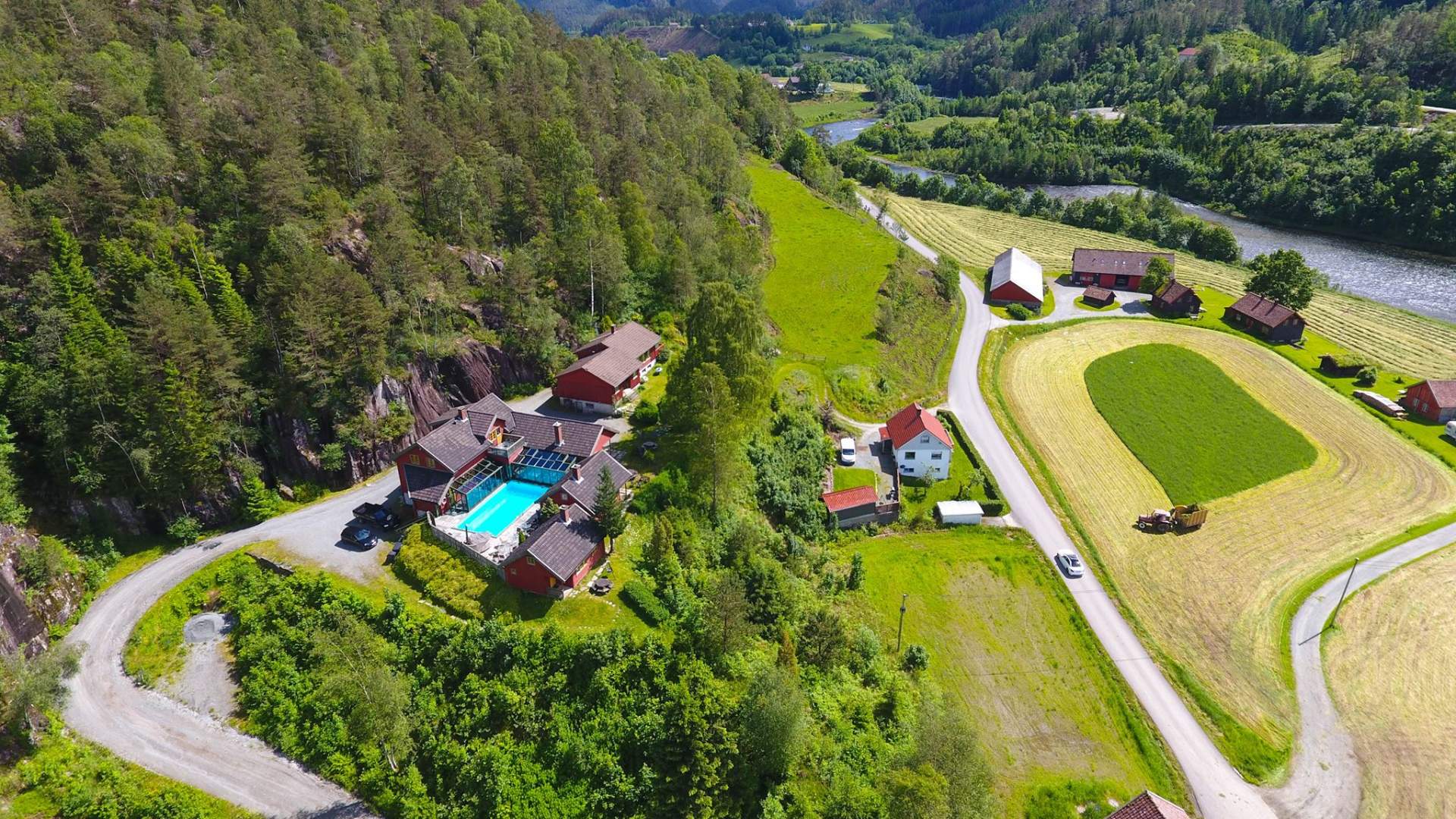 Guidet laks- og ørretfiske i Suldalslågen på Sand