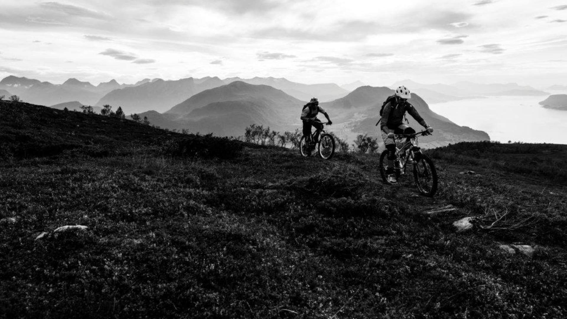 Mountain hike to Tarløysa (1086 m.a.s.l.)