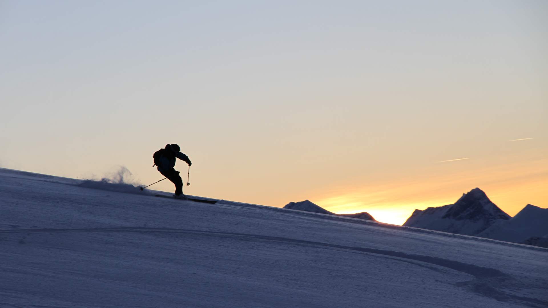 Mountain hike to Tarløysa (1086 m.a.s.l.)