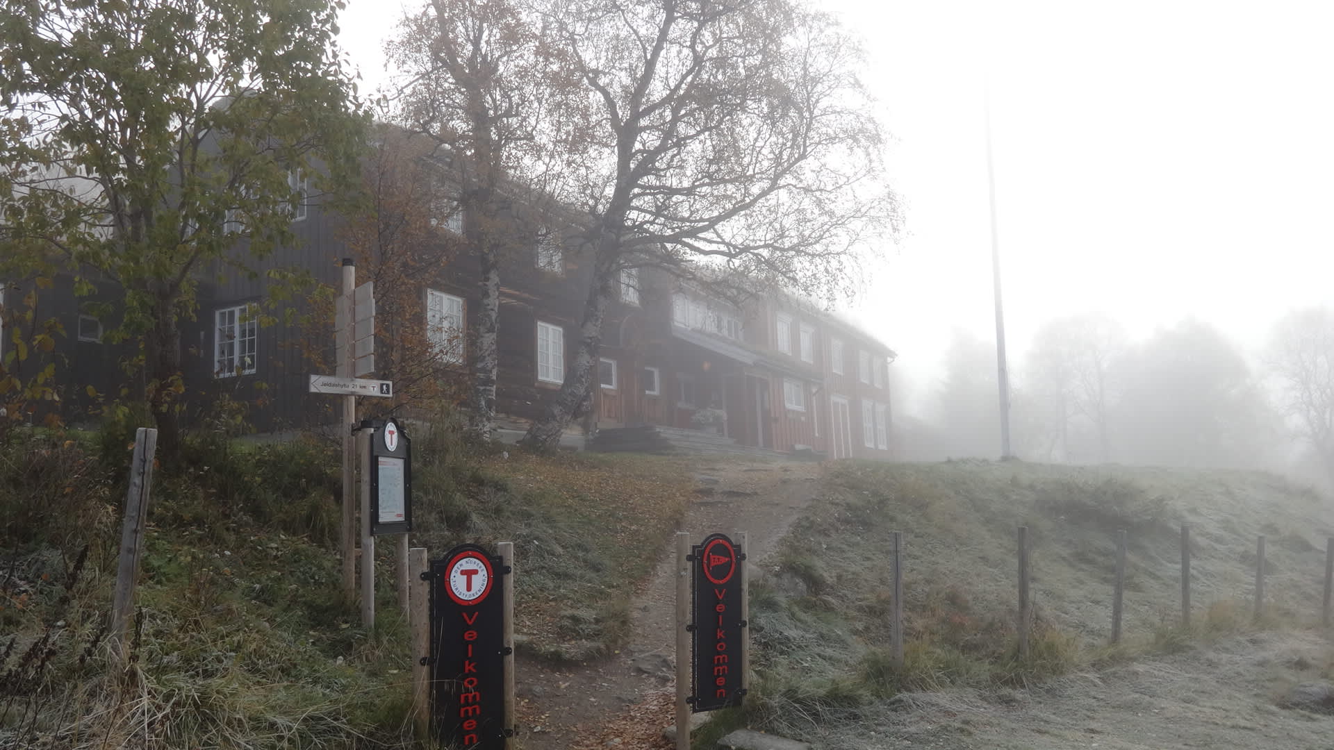 Trekanten - Hiking tour in Trollheimen mountain area