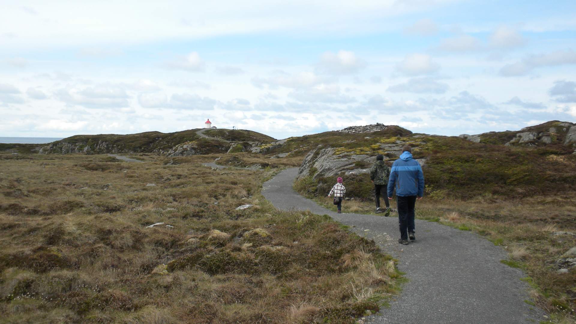 Farstadsanden and Nordneset Coastal path